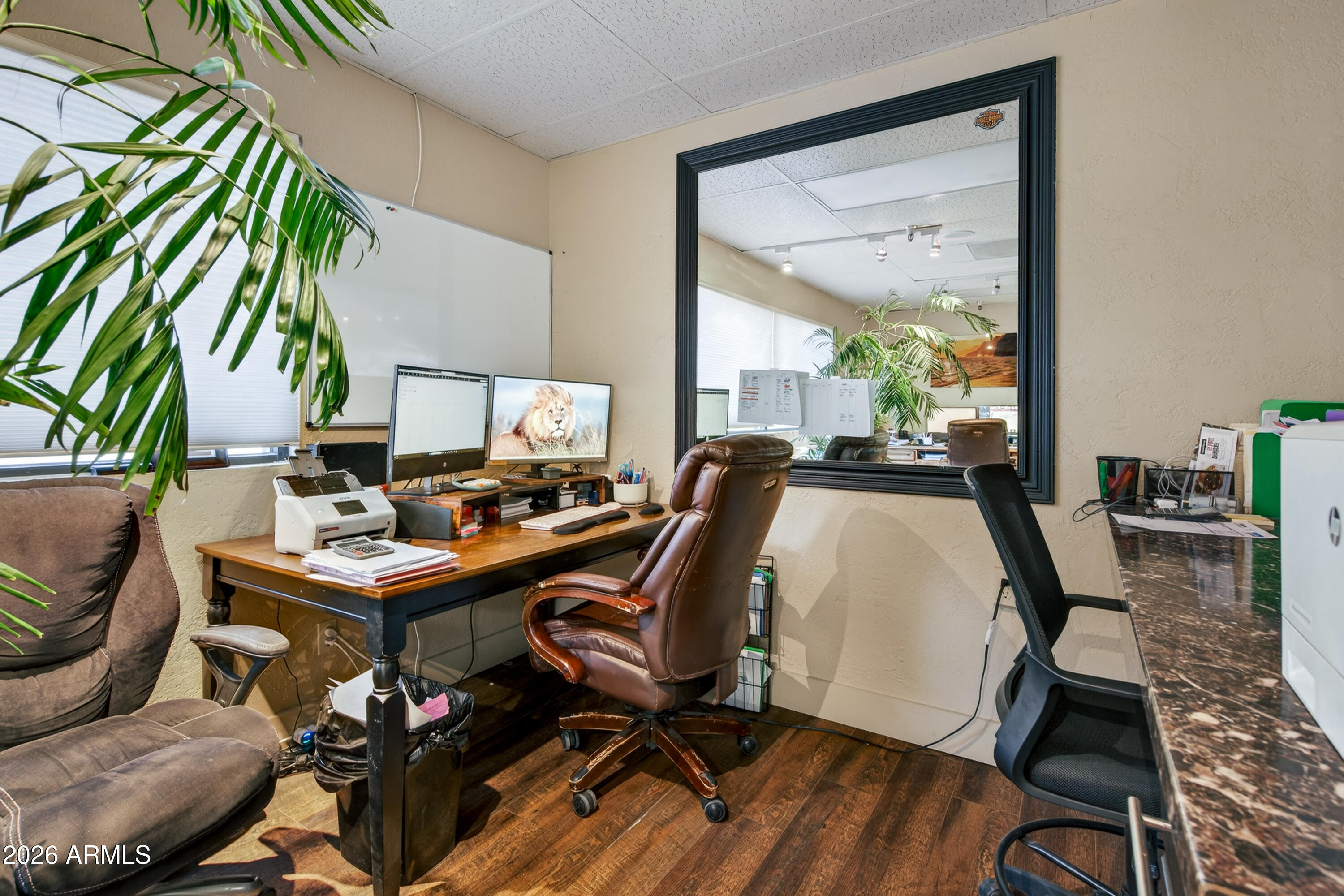 PLAZA WEST - Commercial Sale