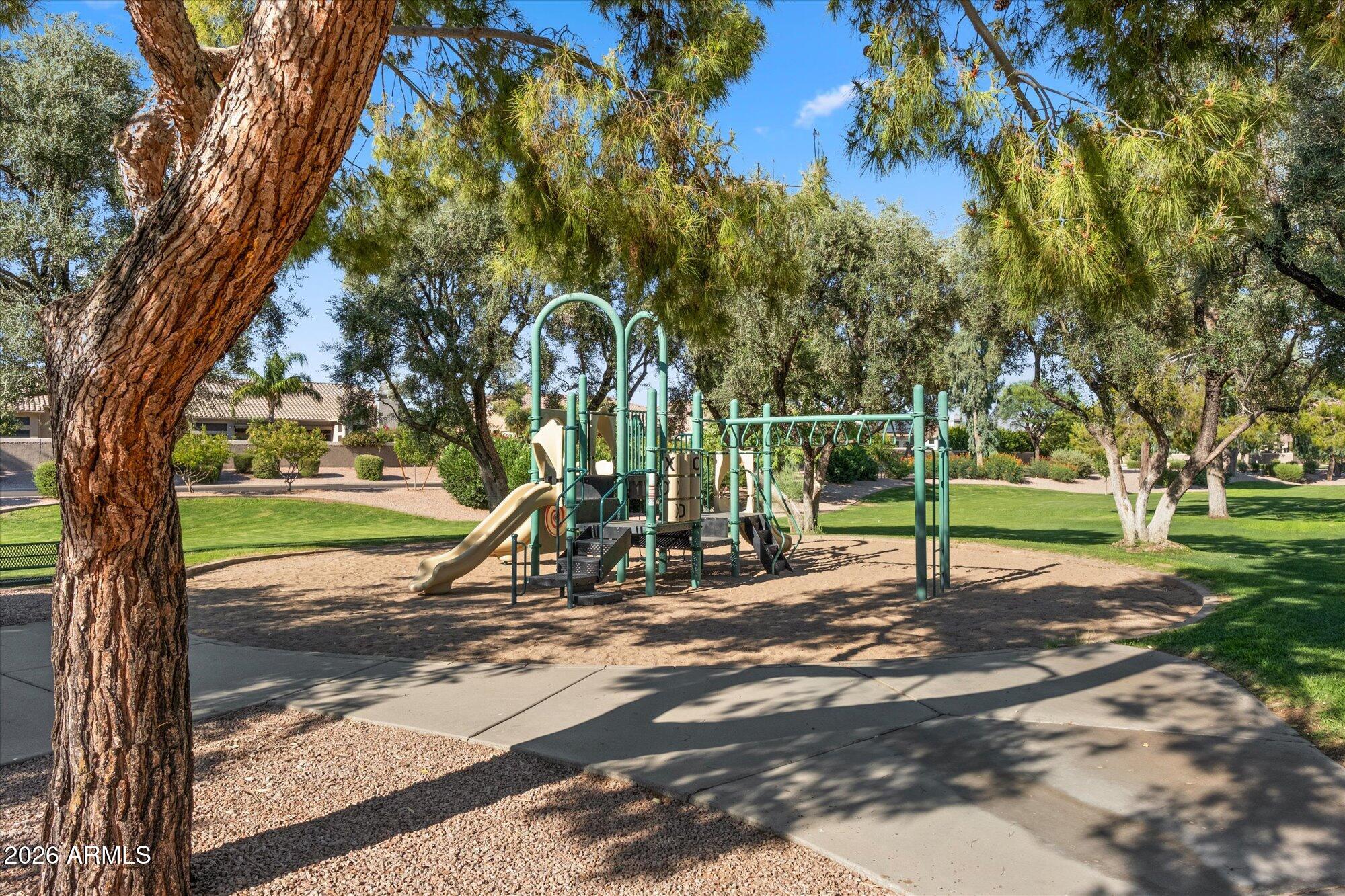 TRIPLE CROWN - Residential