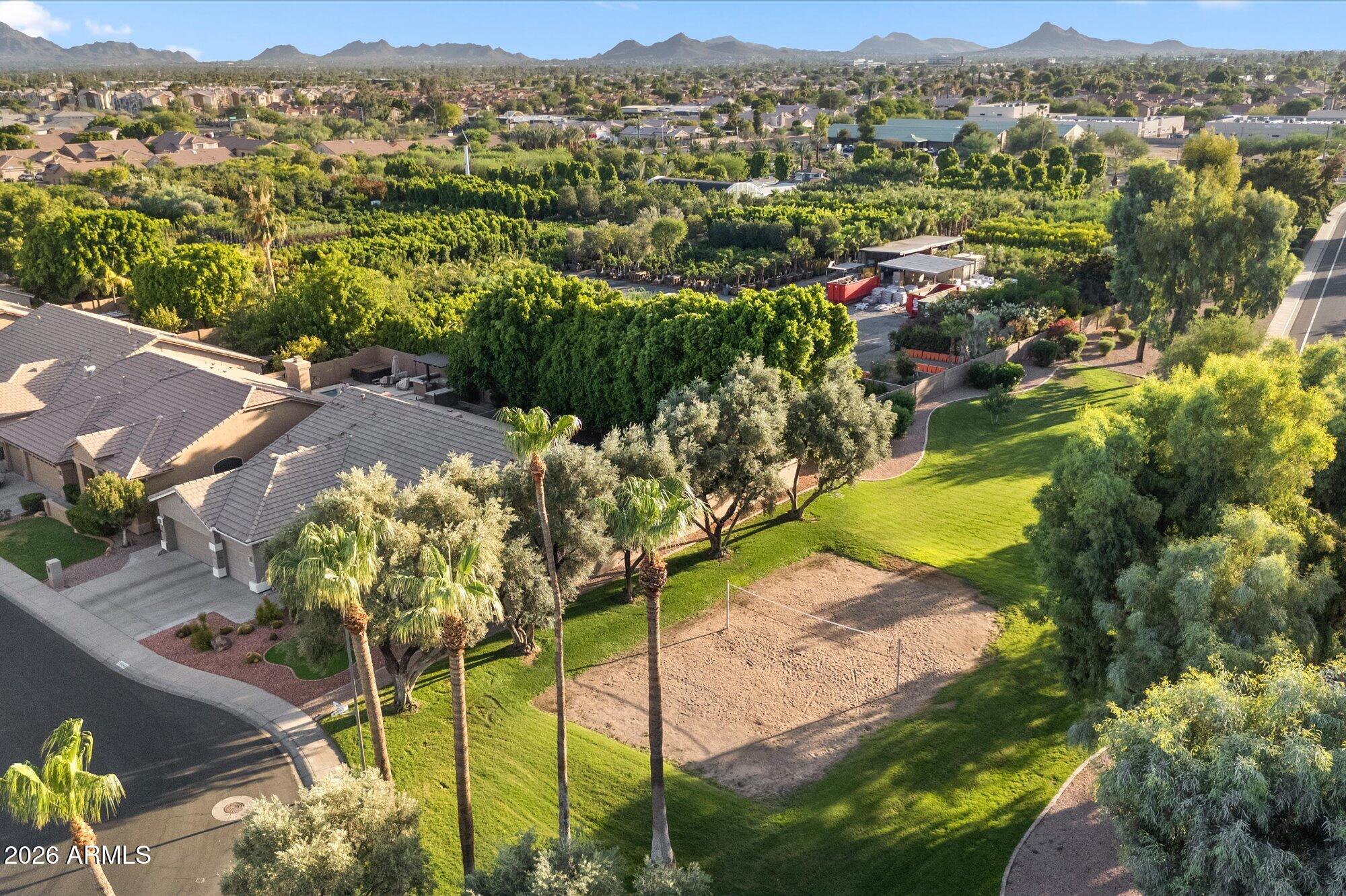 TRIPLE CROWN - Residential