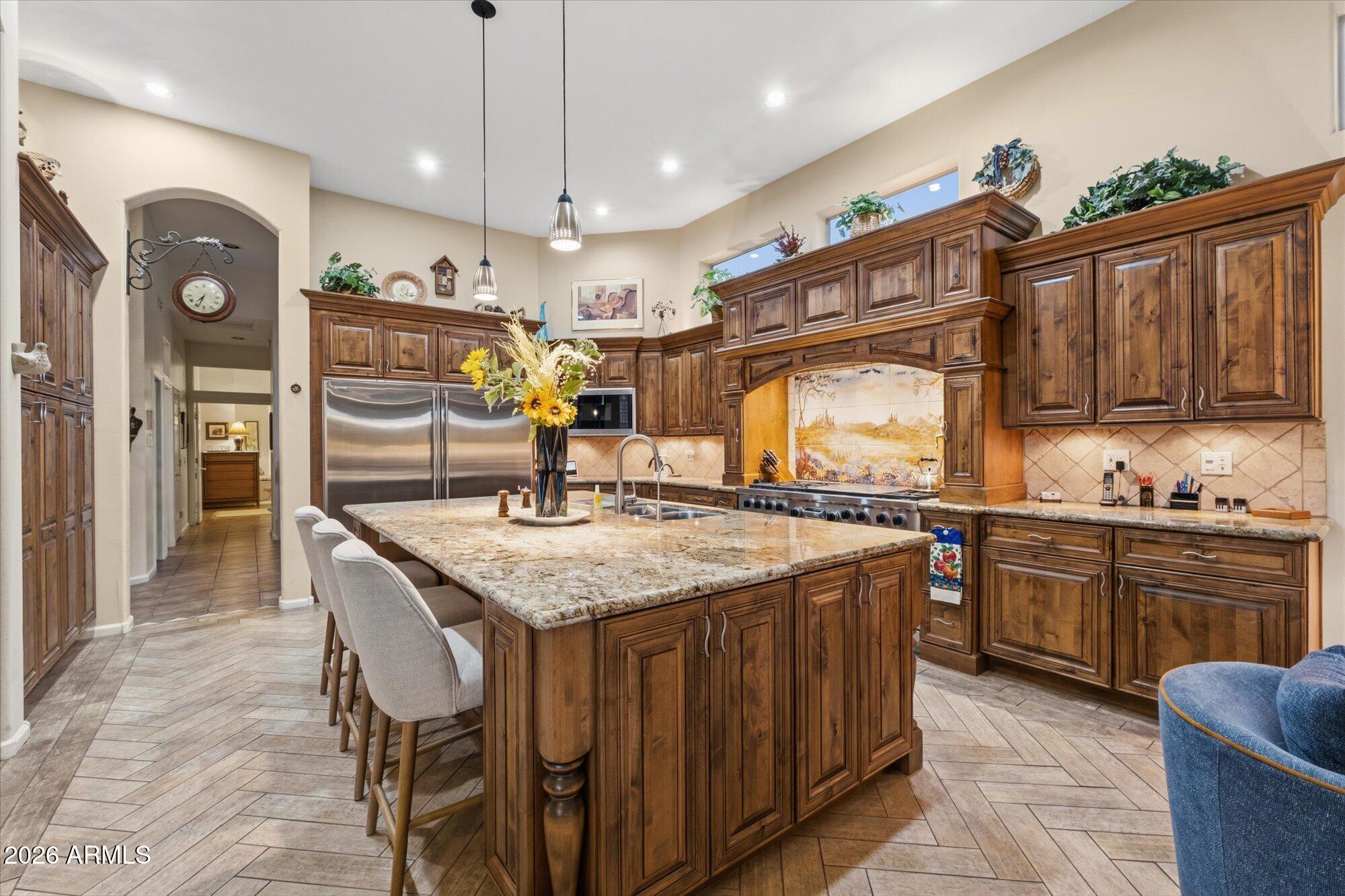 TRIPLE CROWN - Residential