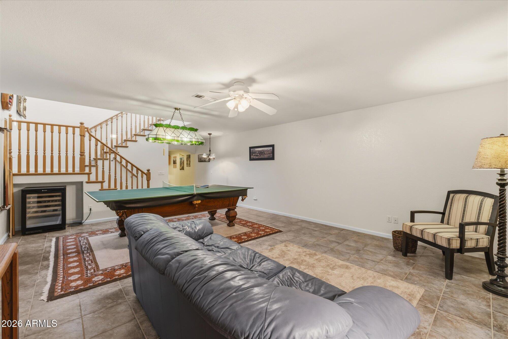 TRIPLE CROWN - Residential
