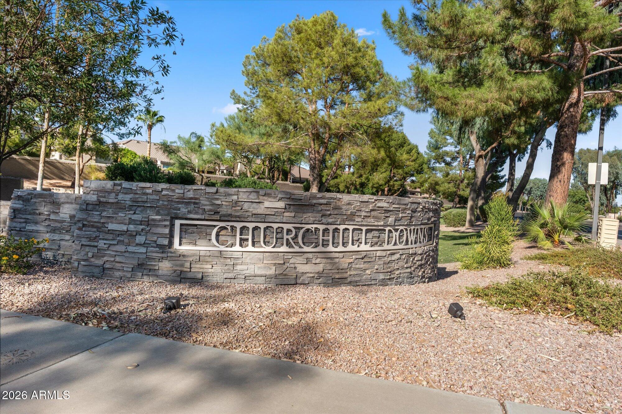 TRIPLE CROWN - Residential