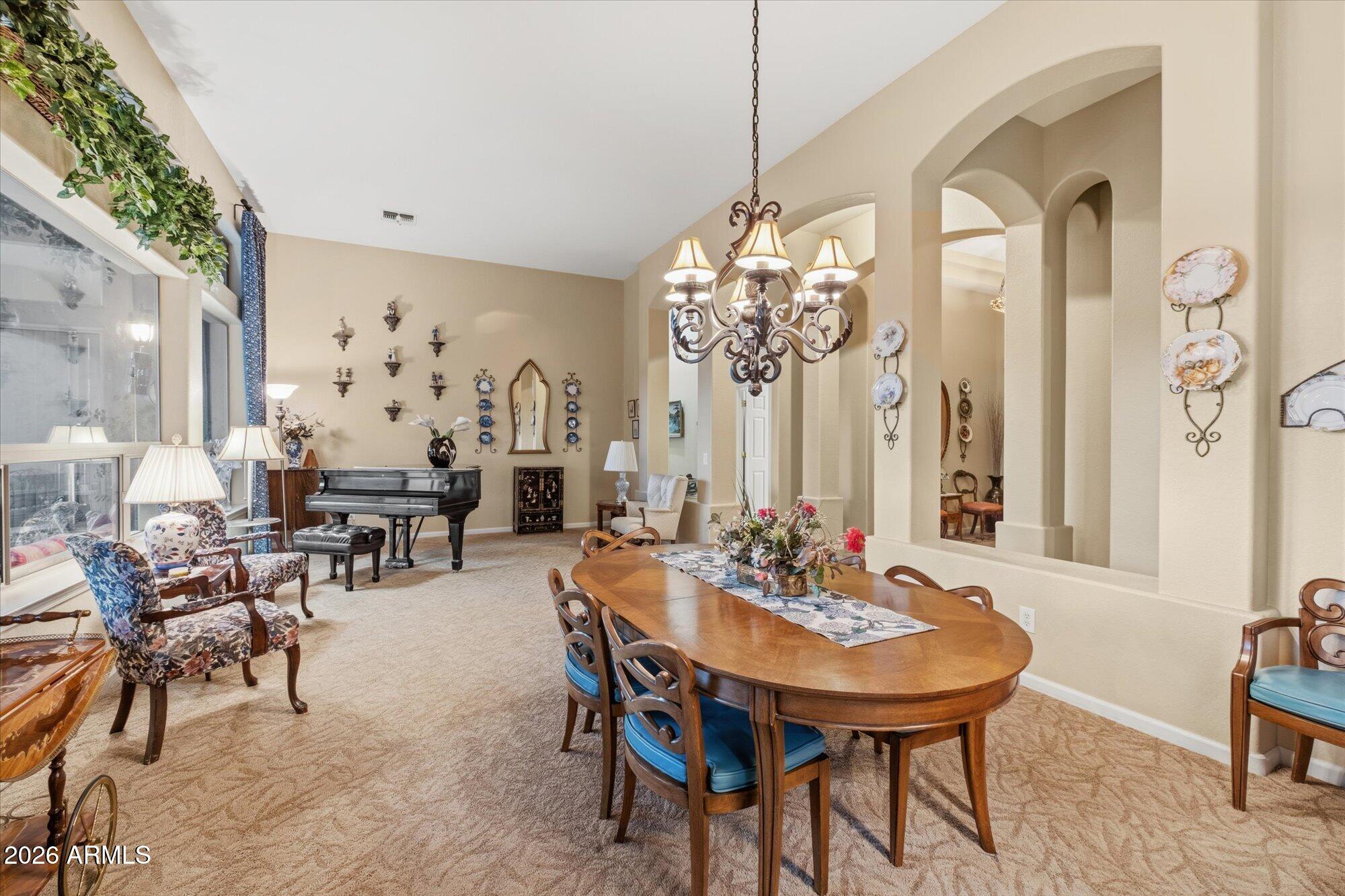 TRIPLE CROWN - Residential