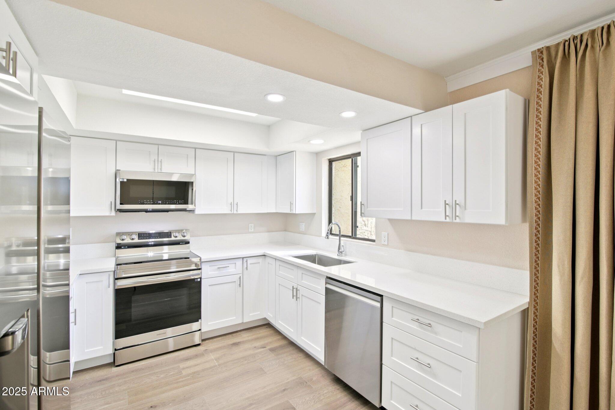FIRST TEE VILLAS - Residential