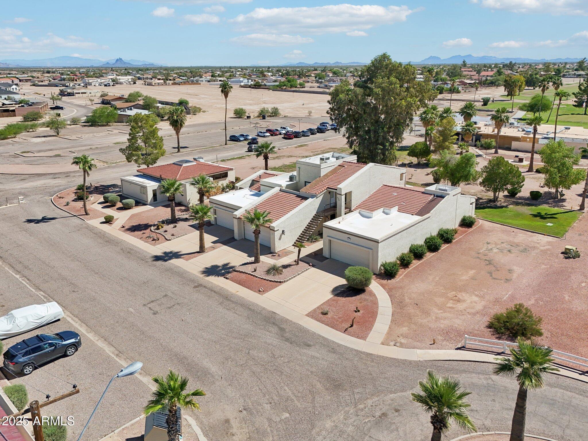 FIRST TEE VILLAS - Residential
