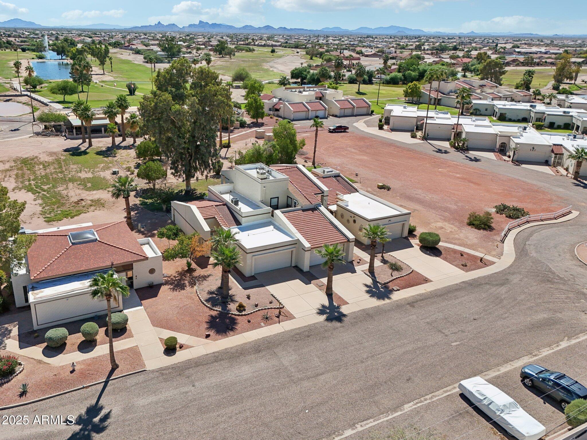 FIRST TEE VILLAS - Residential