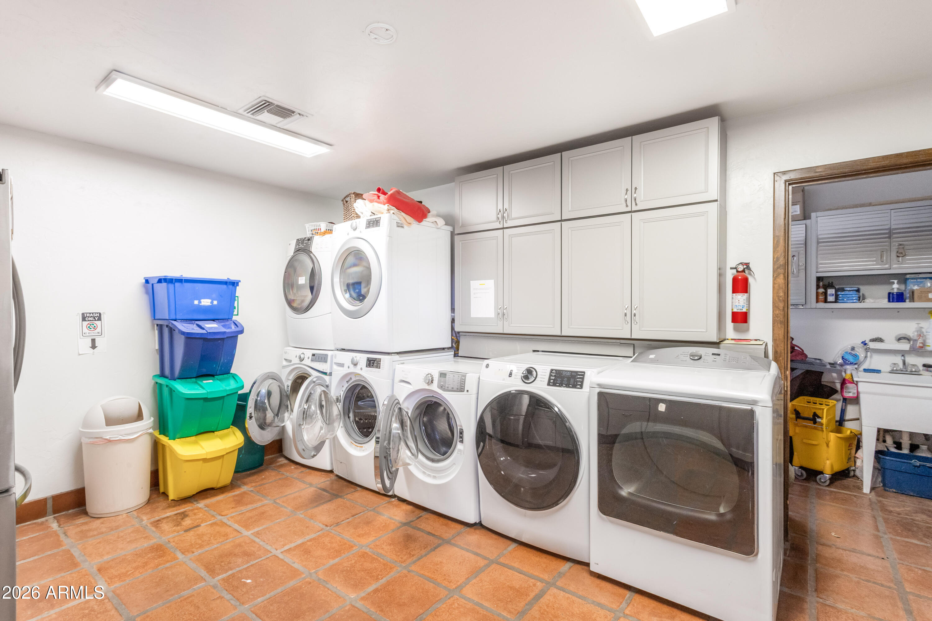 PCL A PER R/S BK 32, PAGE 51 AKA A POR OF NENENE SEC 28-23-22 5. 580 AC - Residential