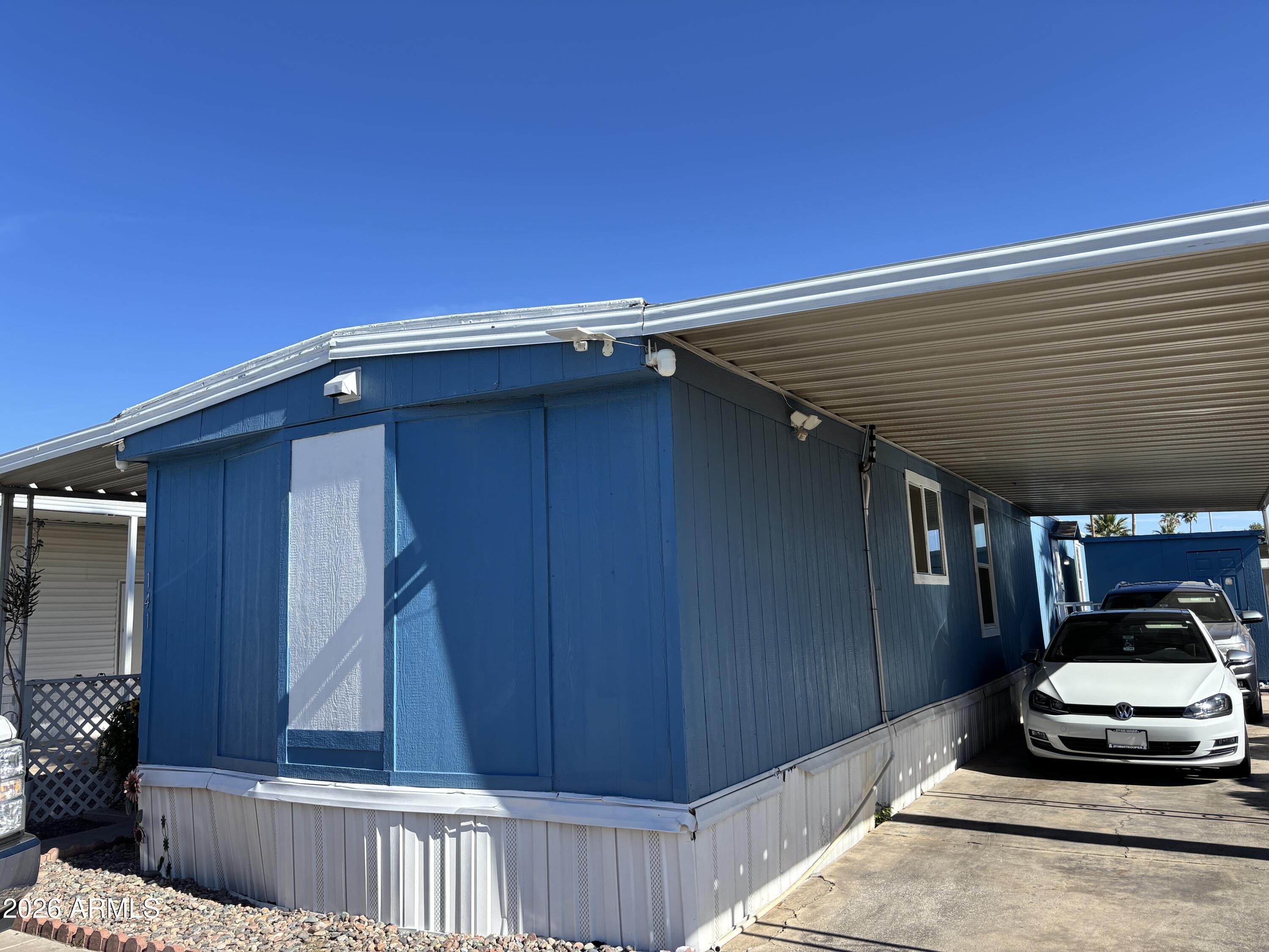 FINANCING WITH LOW LOW LOW DOWNPAYMENT. ALL AGES COMMUNITY! Manufactured home with 2 completely remodeled bedrooms, amazing kitchen, spacious living room, 2 updated bathrooms. Move in ready!!!