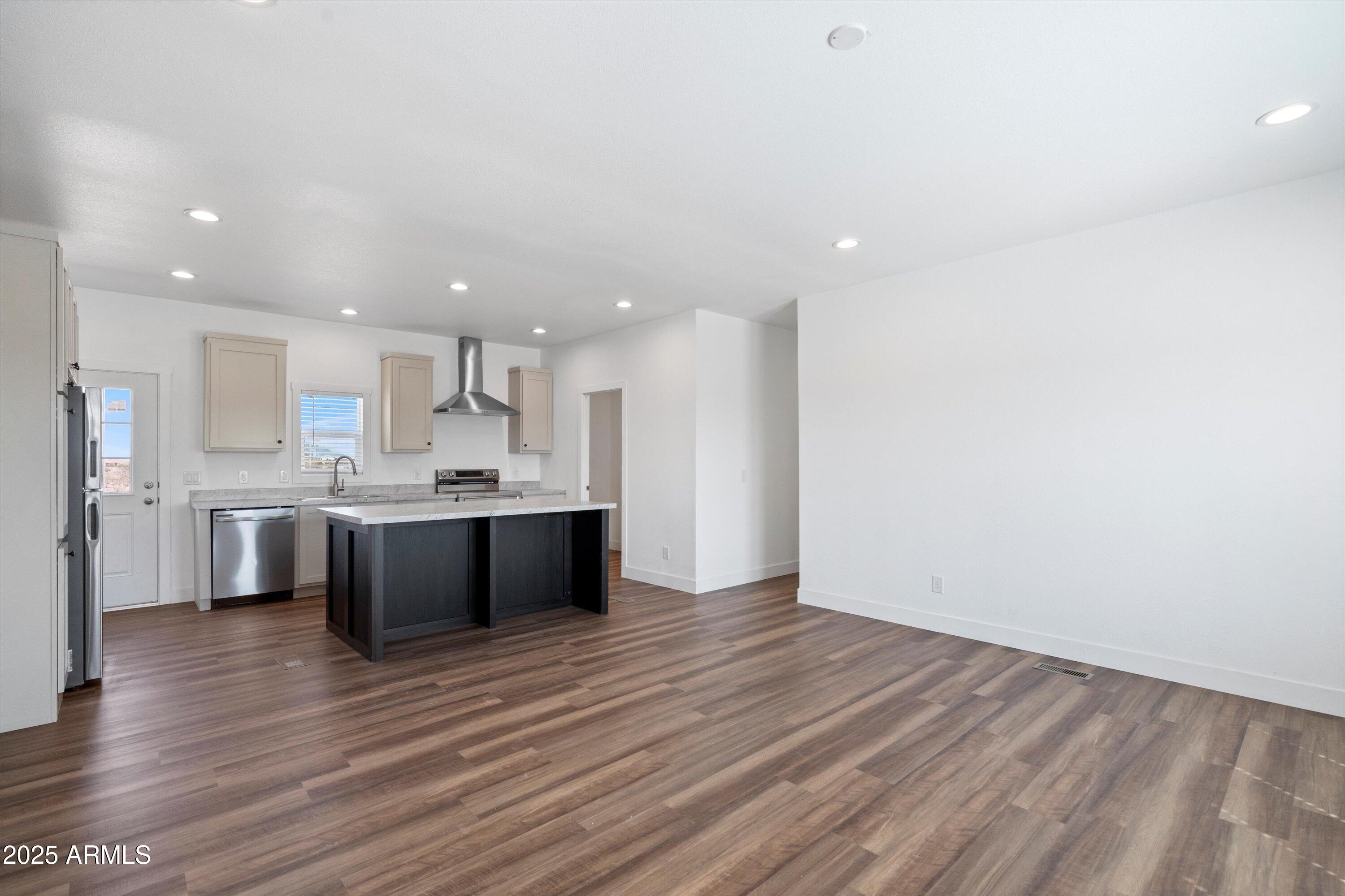 COYOTE RIDGE - Residential