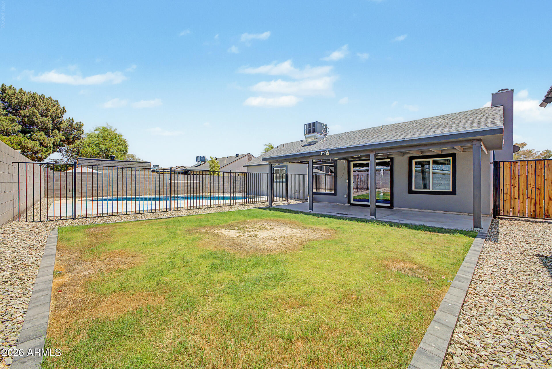 COBBLESTONE VILLAGE UNIT 1 - Residential