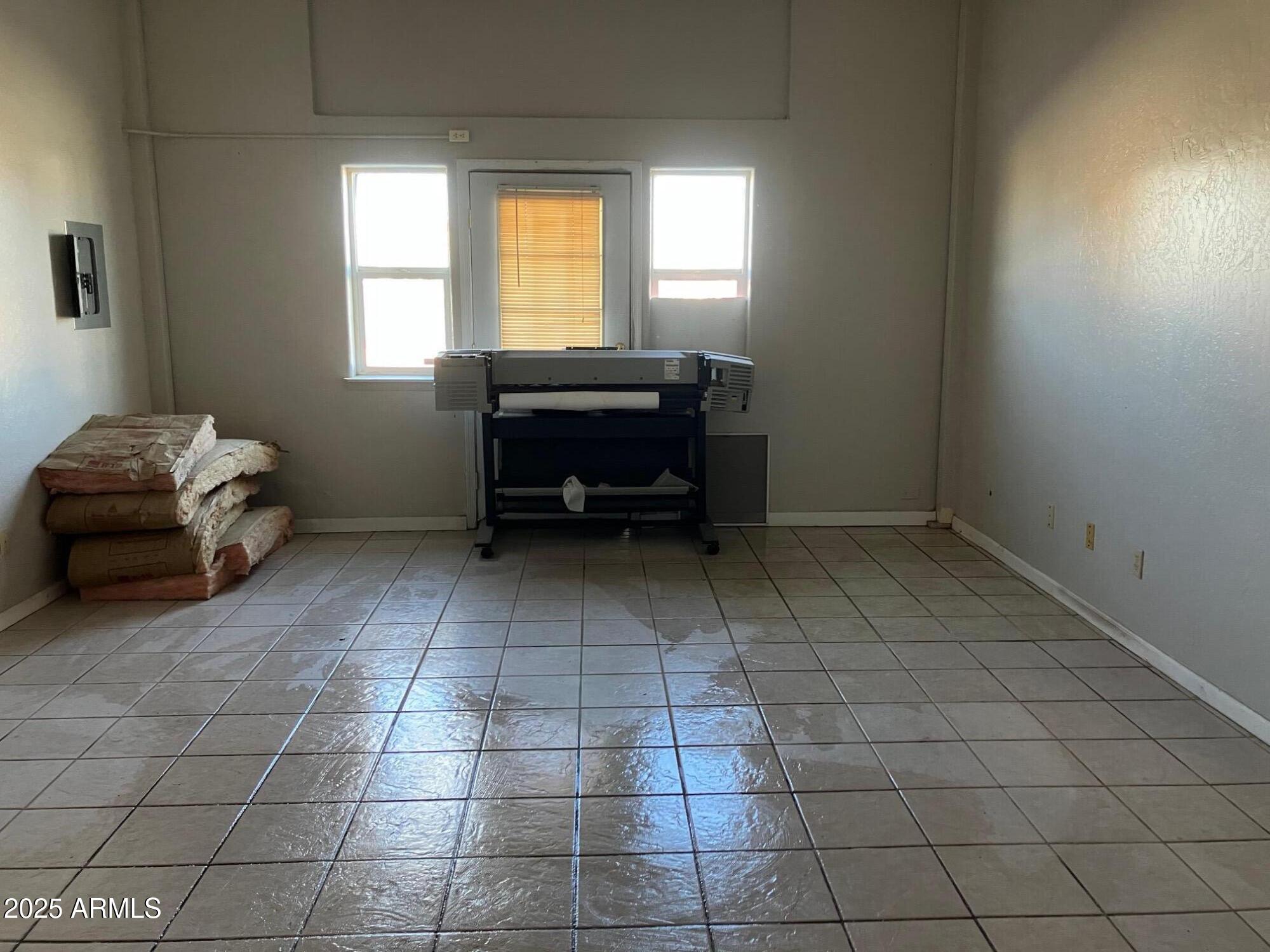 SALOME TOWNSITE - Commercial Sale