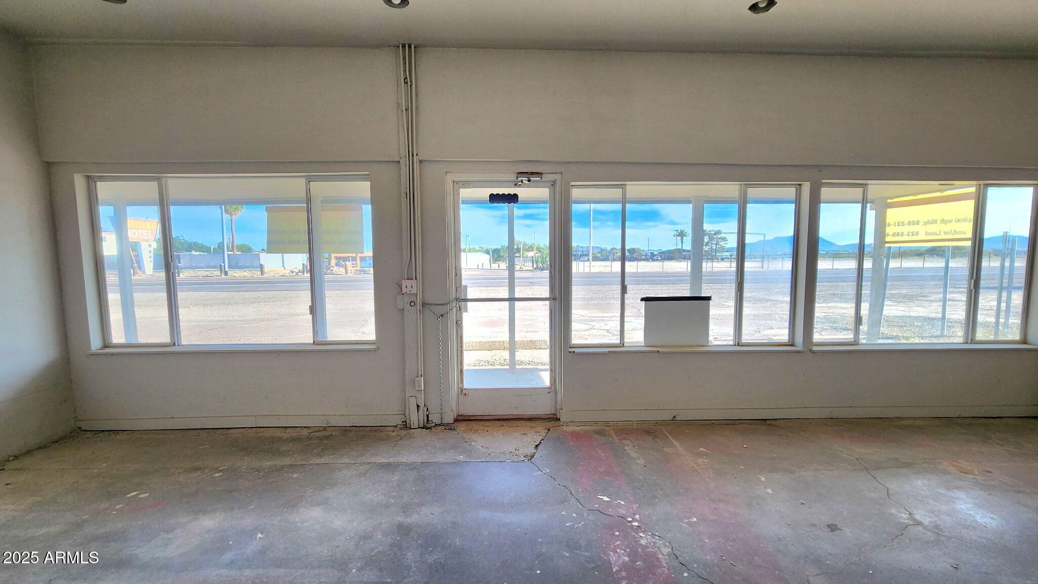 SALOME TOWNSITE - Commercial Sale