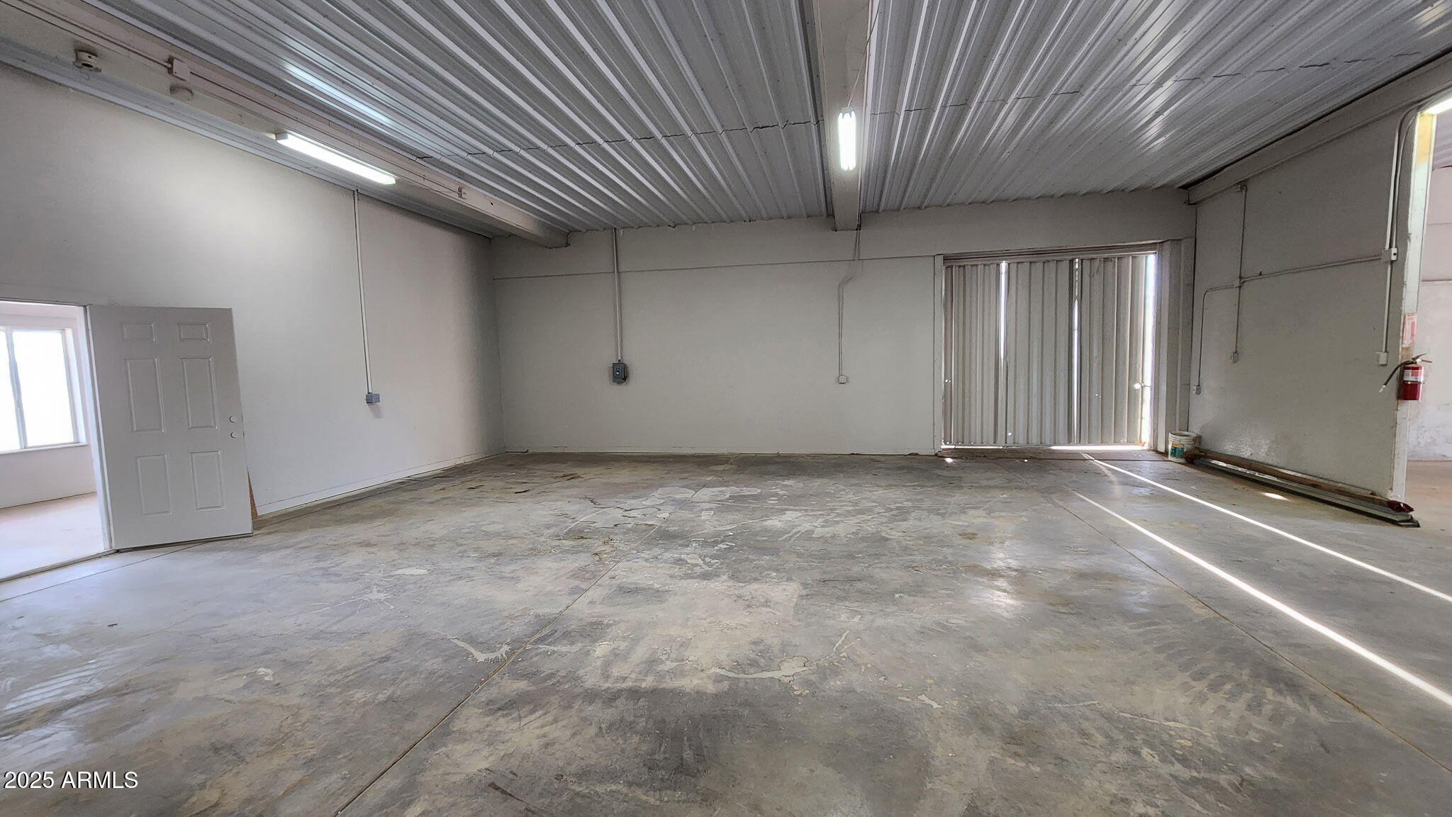 SALOME TOWNSITE - Commercial Sale