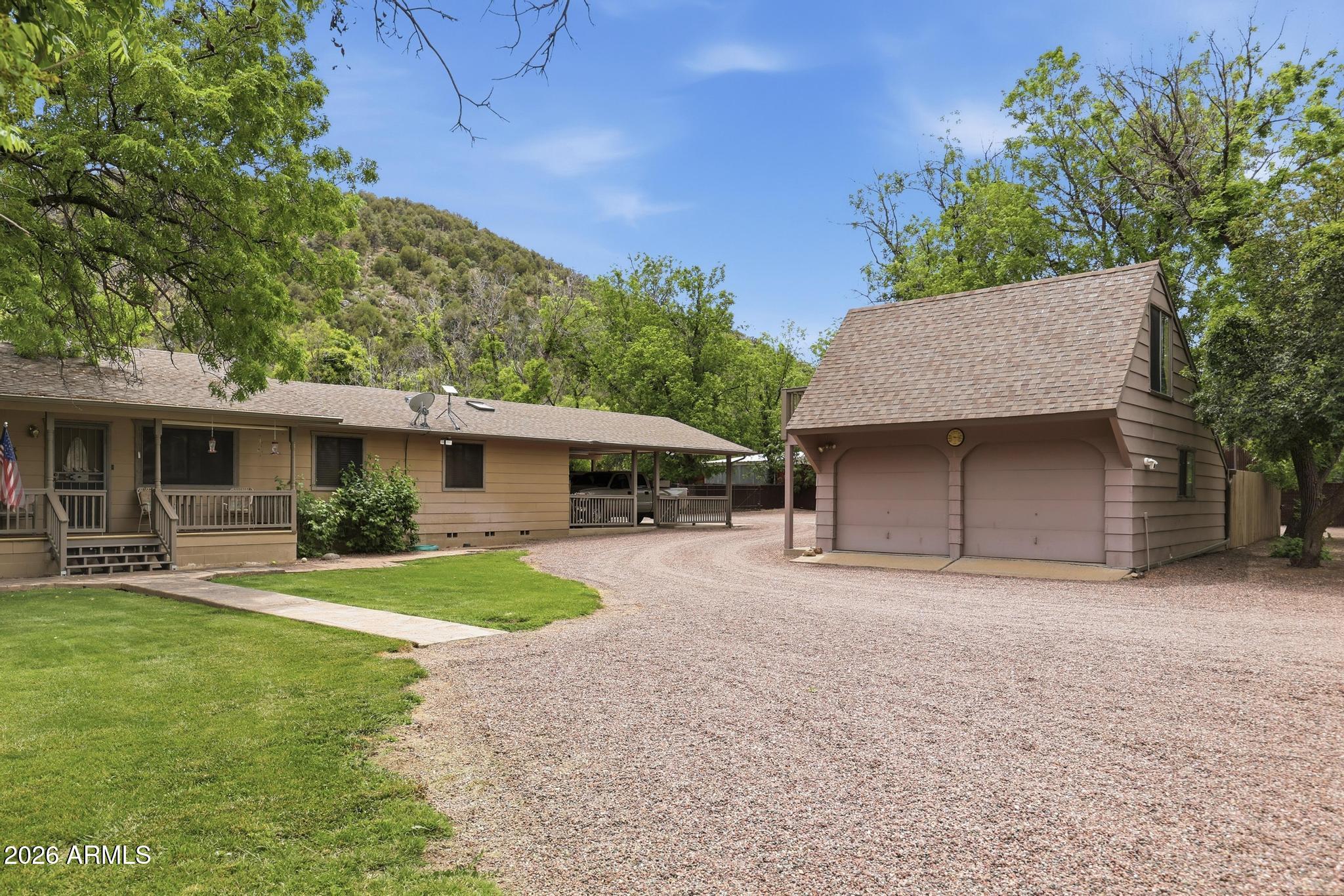 Round Valley - Residential