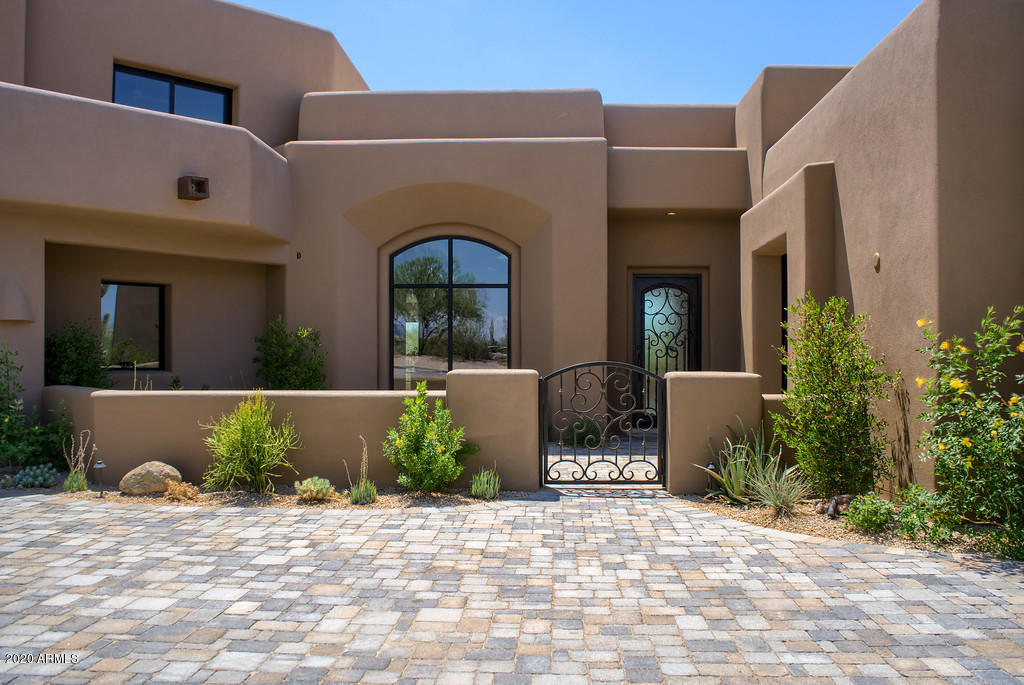 BOULDERS CAREFREE PARCEL E REPLAT LT 1-26 A GI G2 - Residential