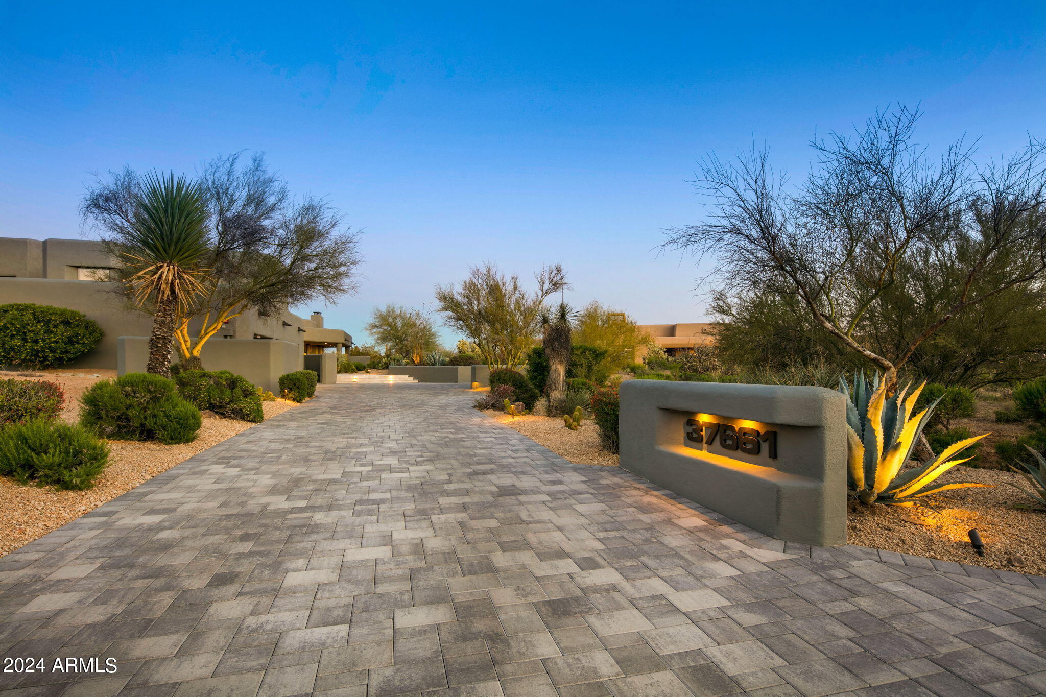 DESERT MOUNTAIN - Residential