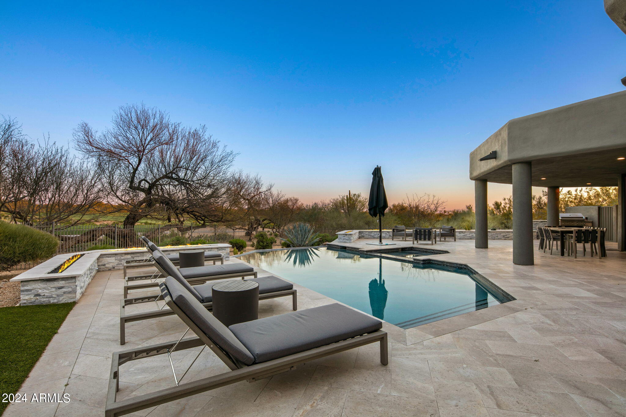 DESERT MOUNTAIN - Residential