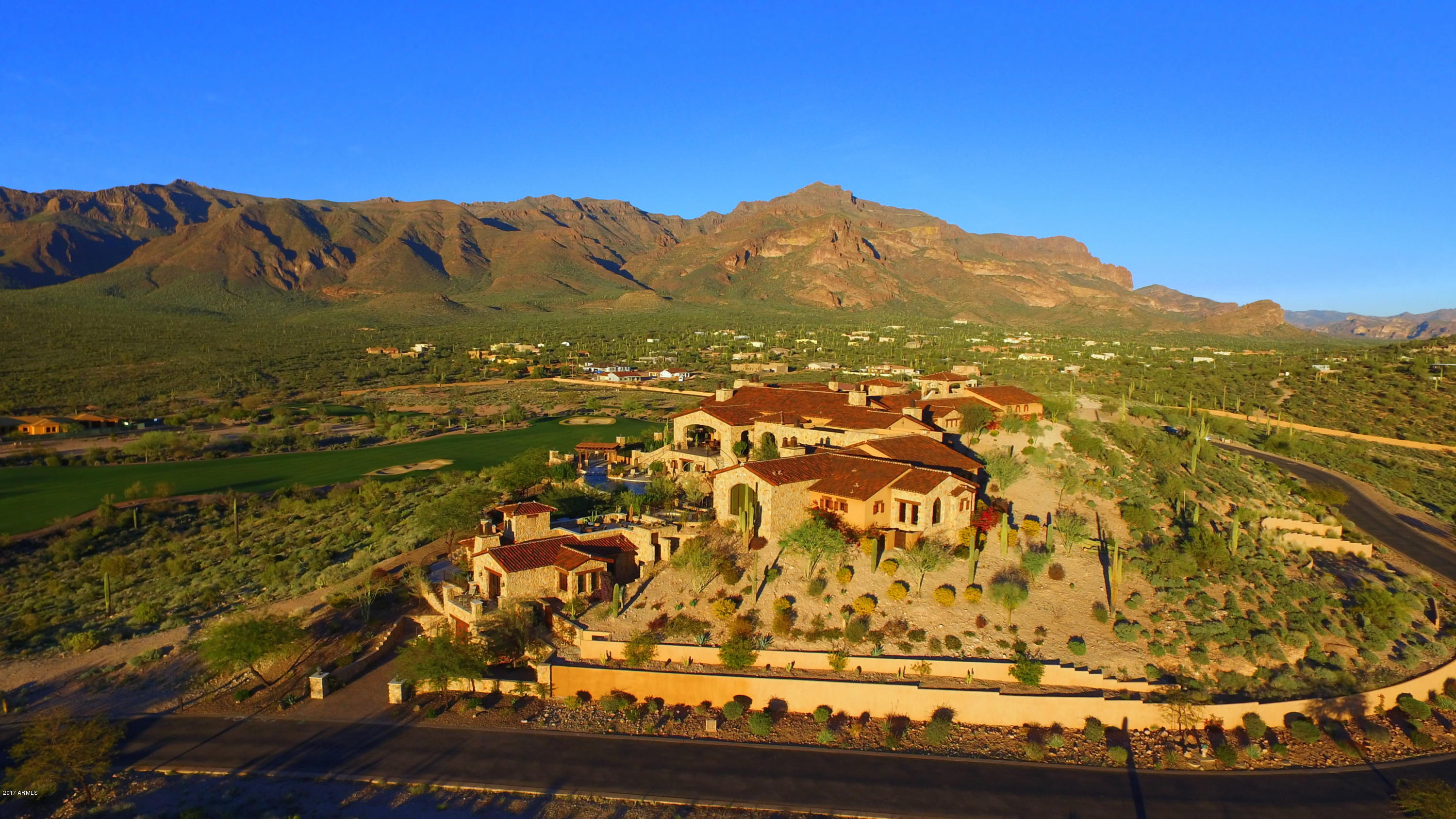 Superstition Mountain - Residential