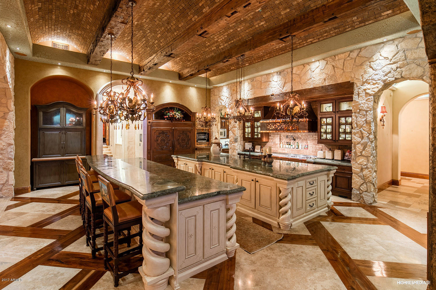 Superstition Mountain - Residential