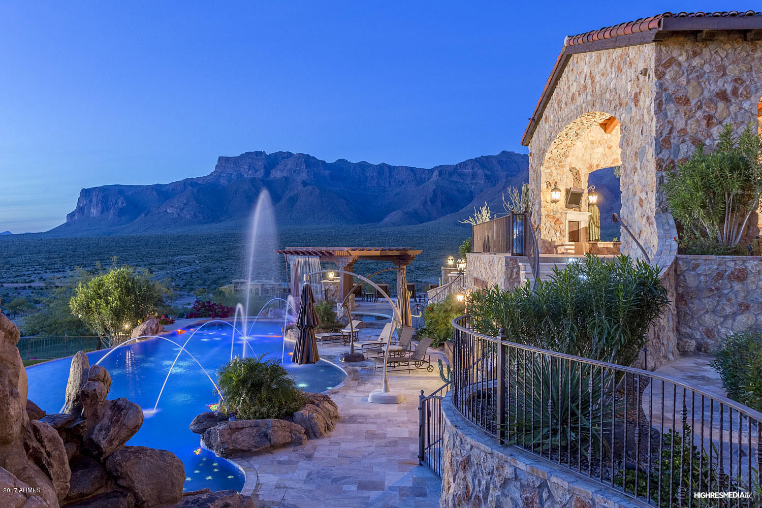 Superstition Mountain - Residential