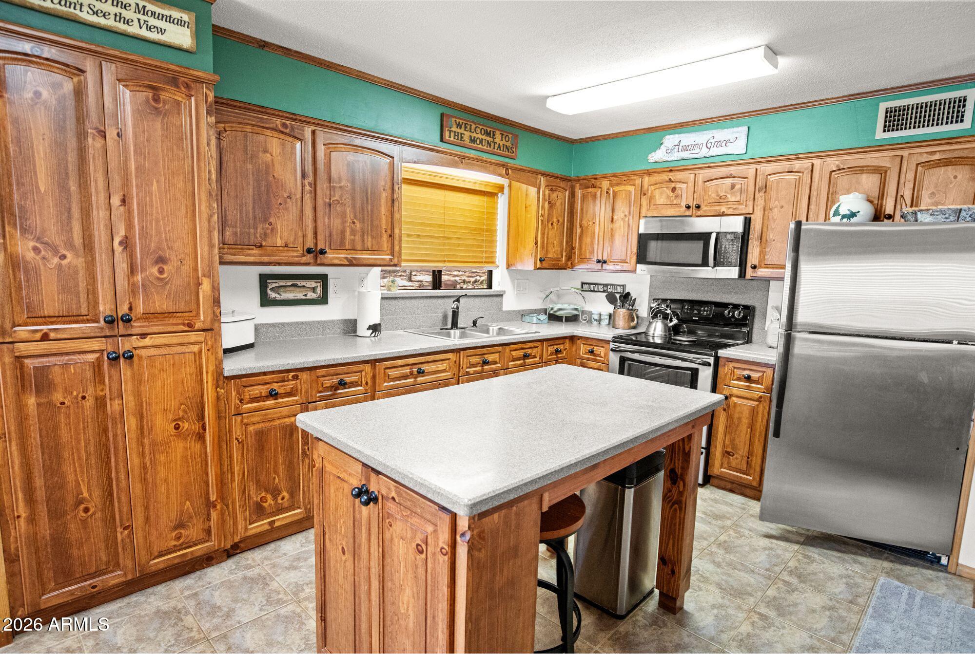 FOREST LAKES ESTATES - Residential