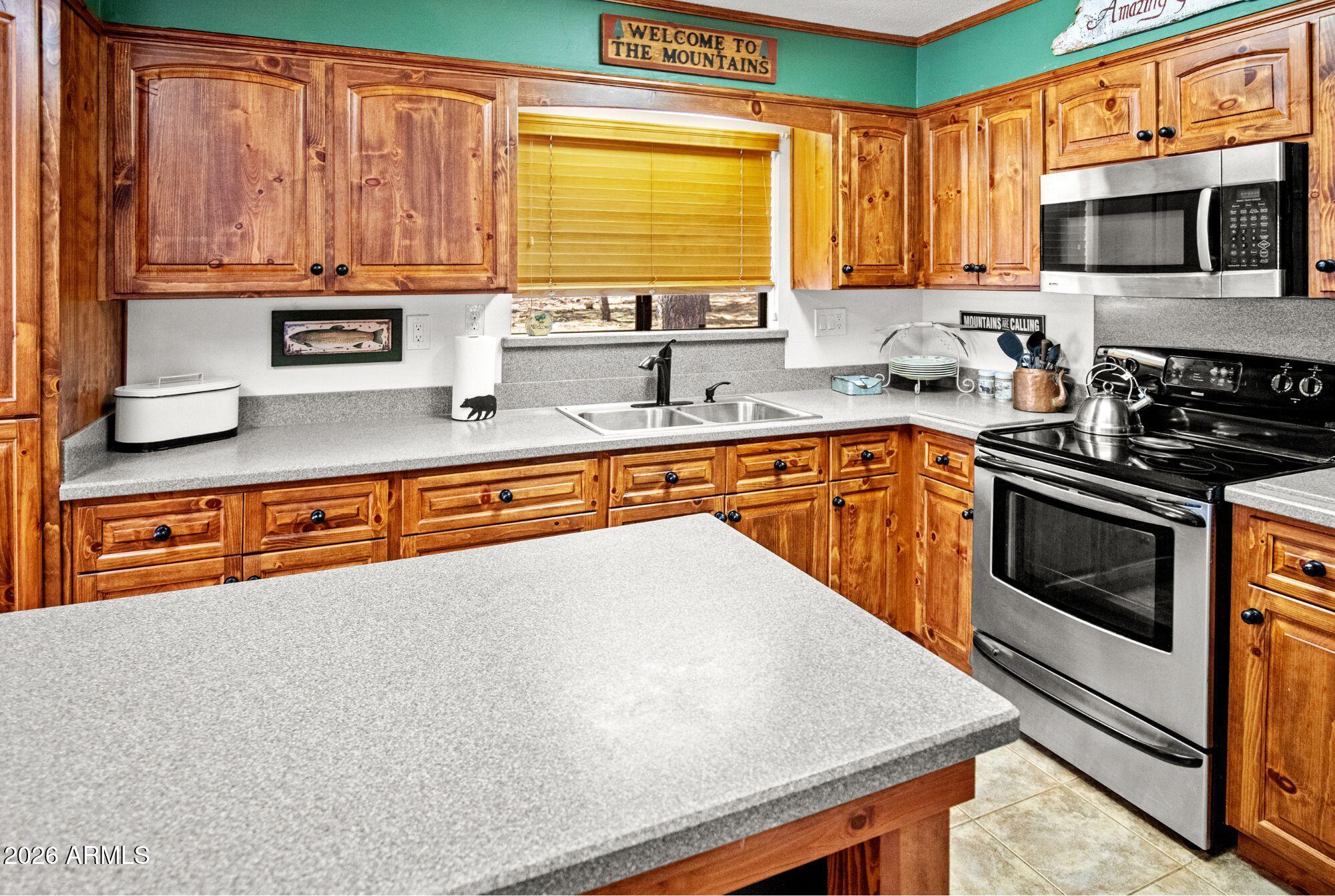 FOREST LAKES ESTATES - Residential