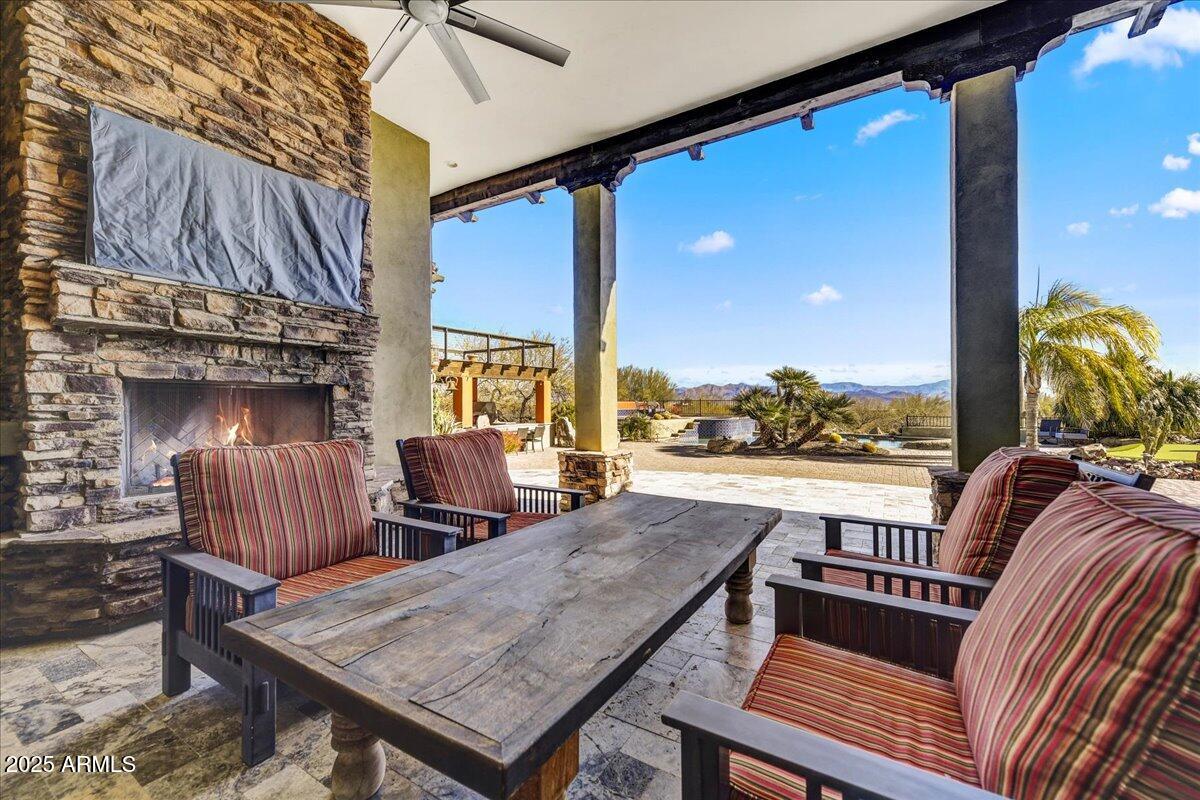 GRANITE MOUNTAIN RANCH - Residential