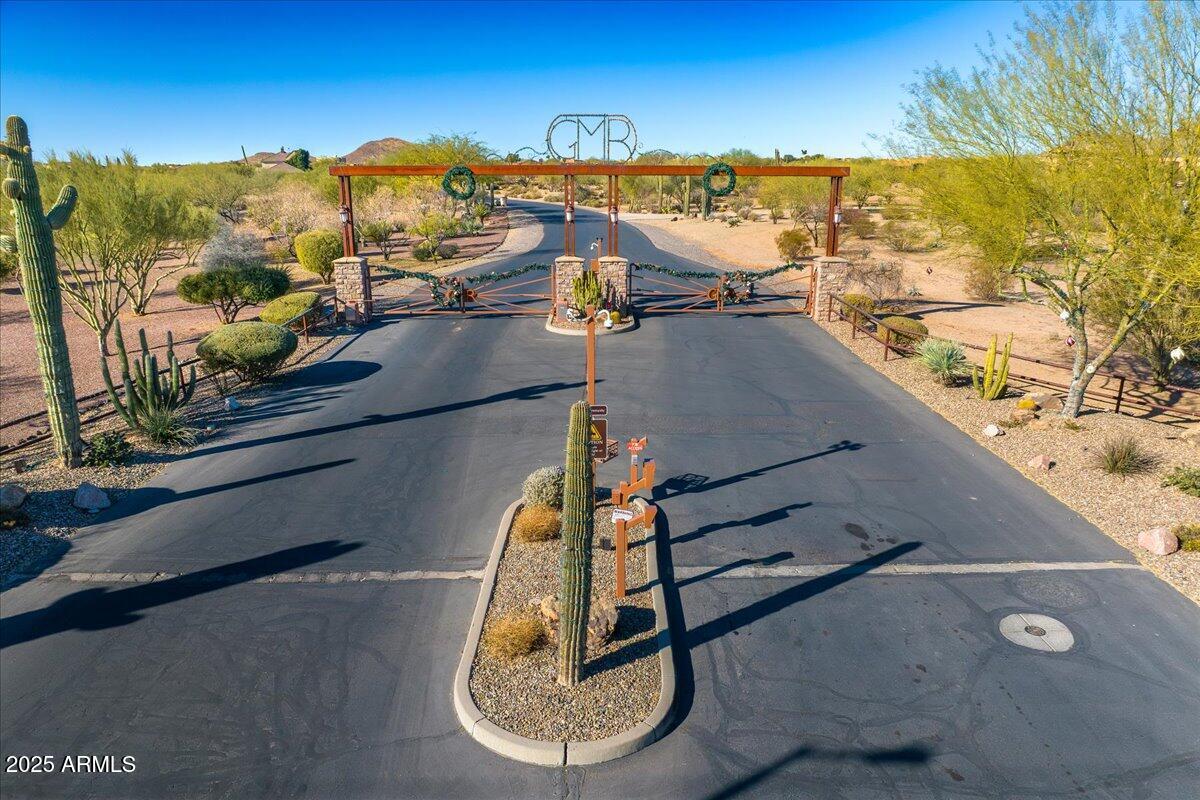 GRANITE MOUNTAIN RANCH - Residential