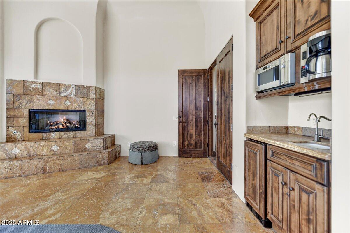 GRANITE MOUNTAIN RANCH - Residential