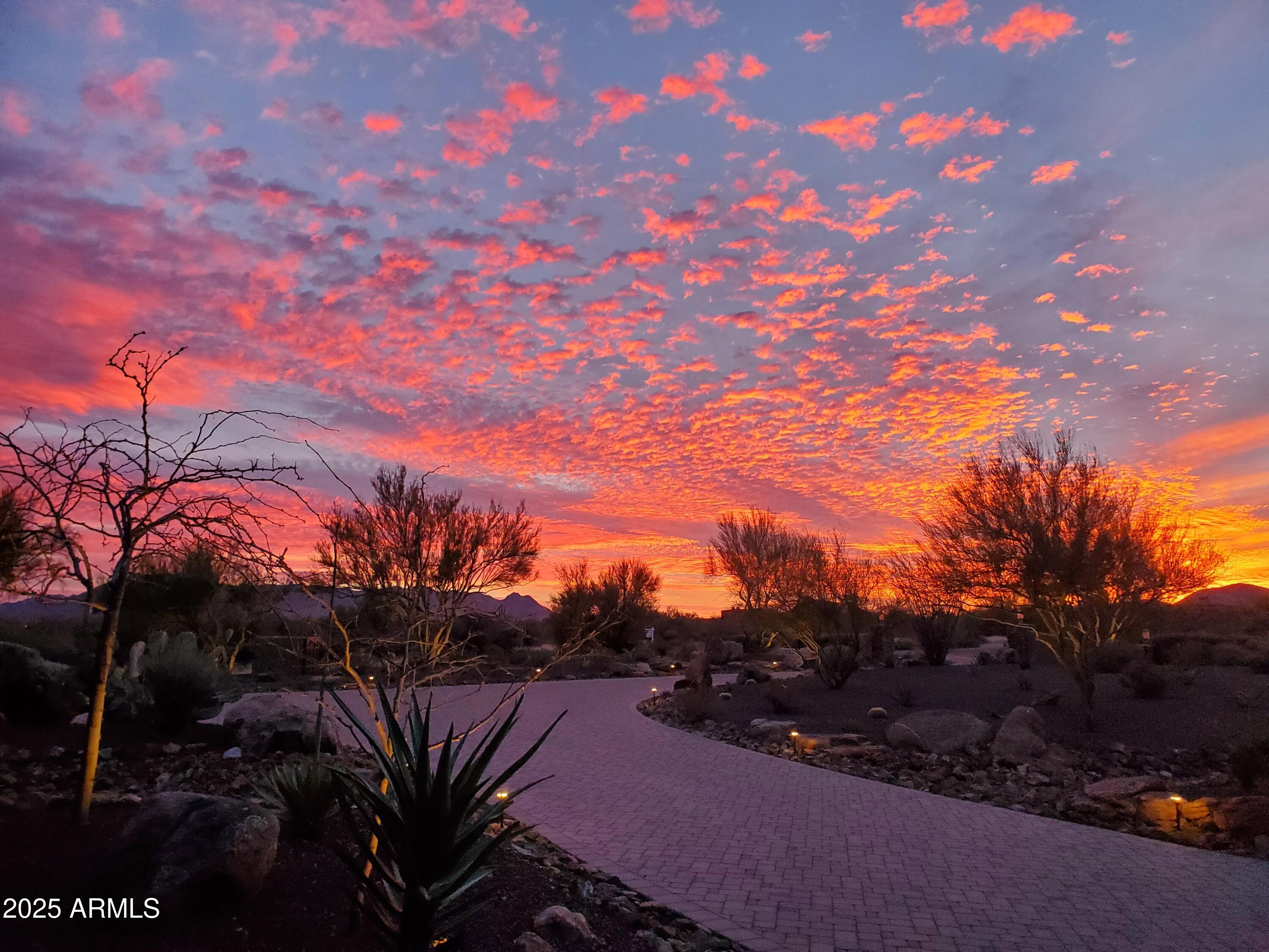 GRANITE MOUNTAIN RANCH - Residential
