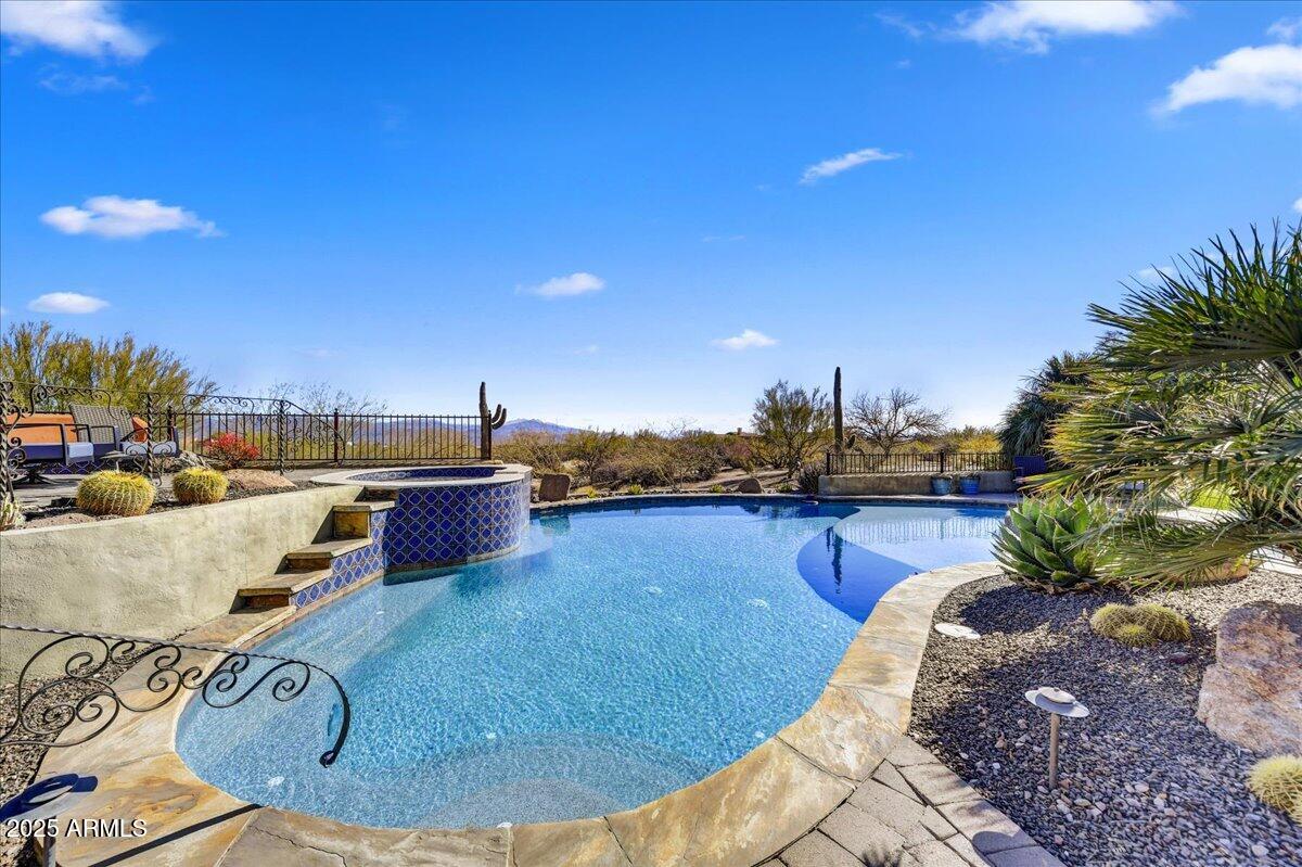 GRANITE MOUNTAIN RANCH - Residential