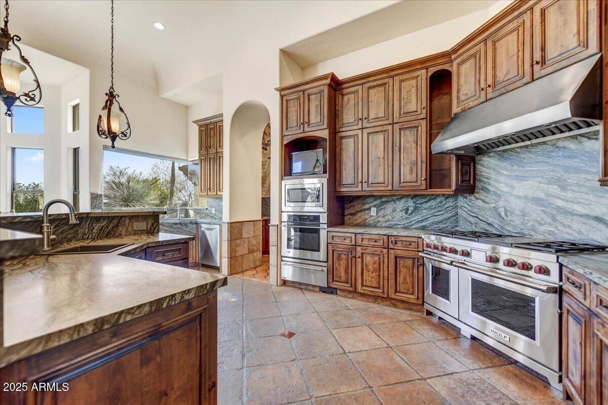 GRANITE MOUNTAIN RANCH - Residential
