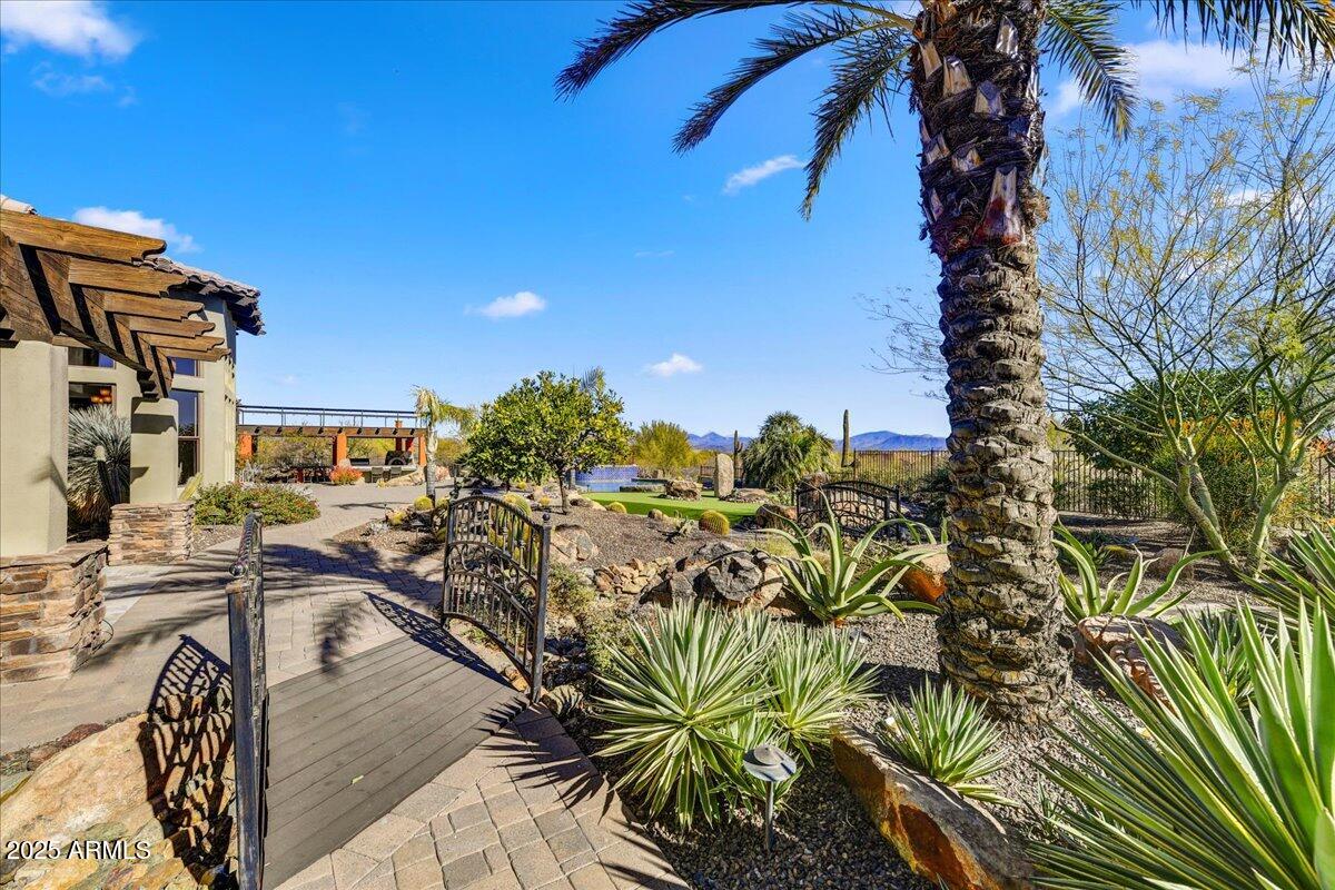 GRANITE MOUNTAIN RANCH - Residential