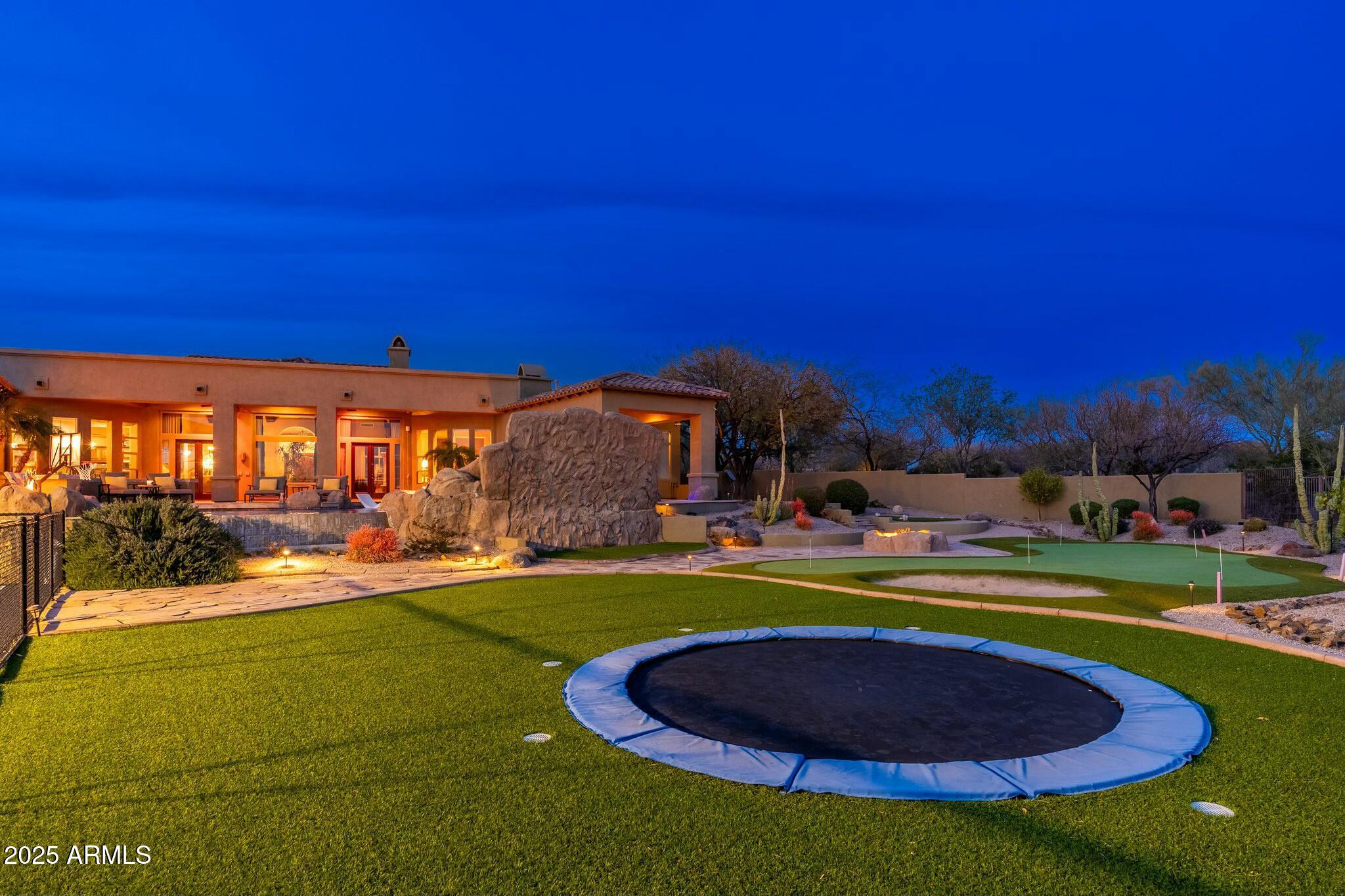 SAGUARO ESTATES - Residential