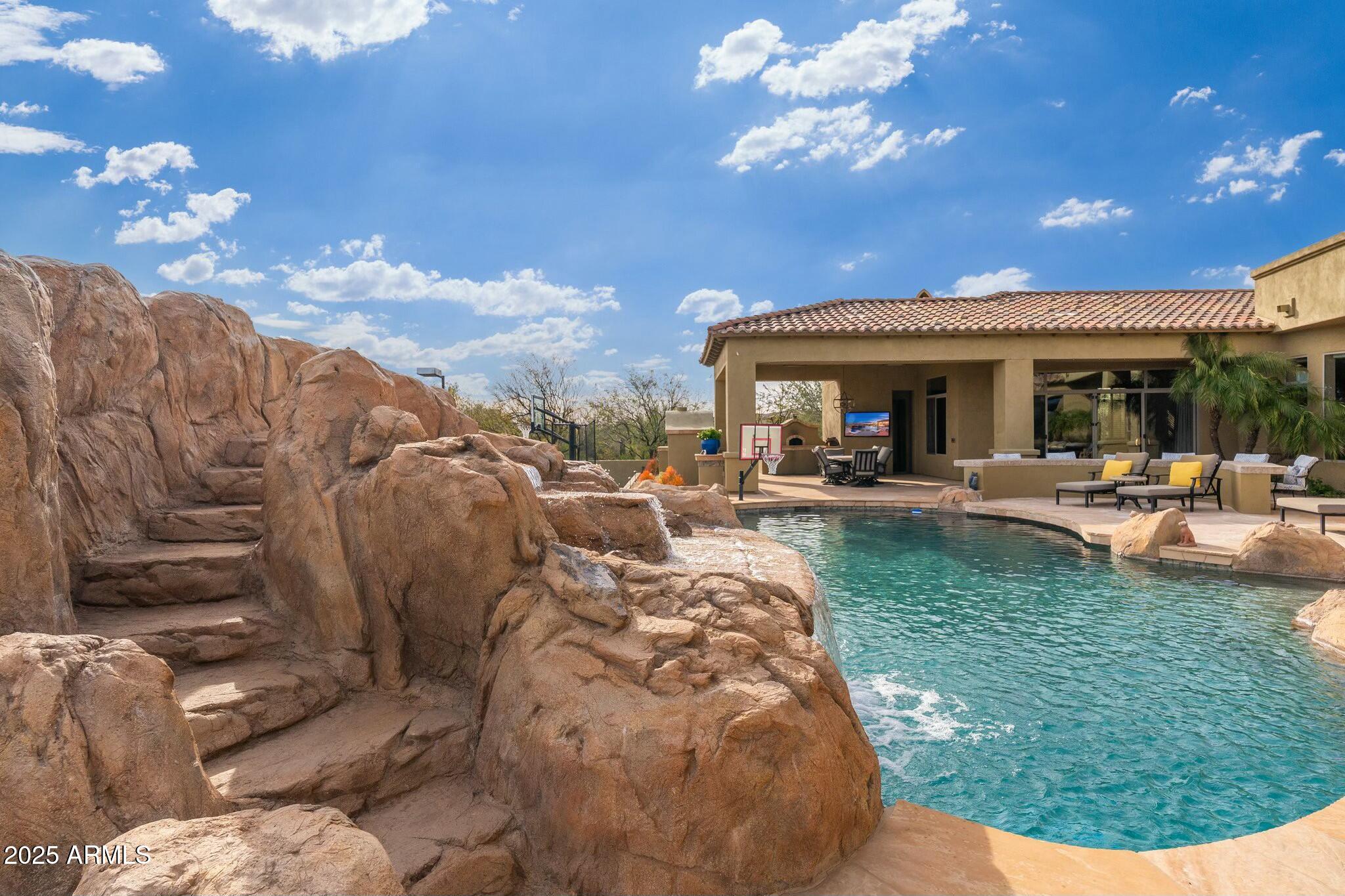 SAGUARO ESTATES - Residential