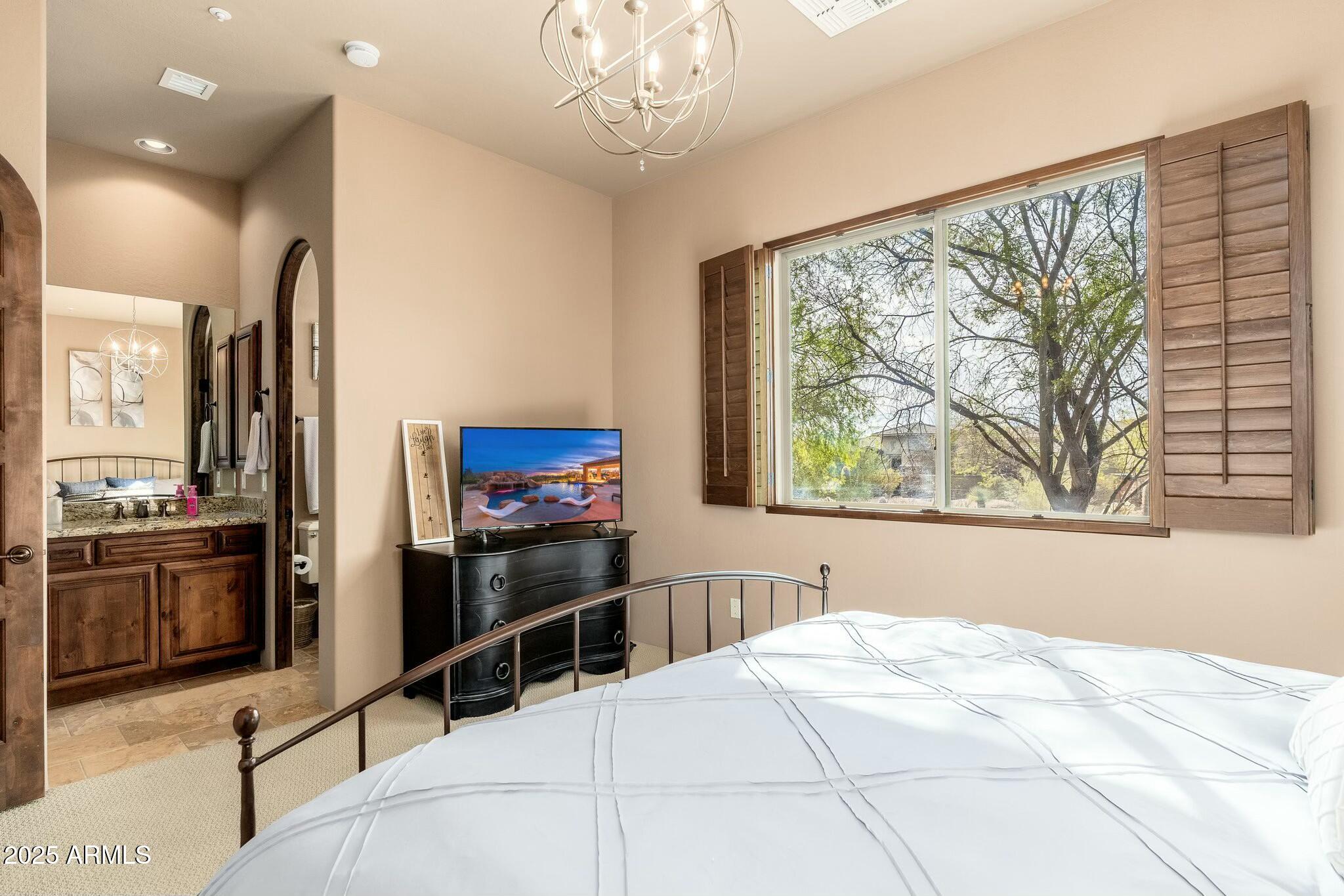 SAGUARO ESTATES - Residential