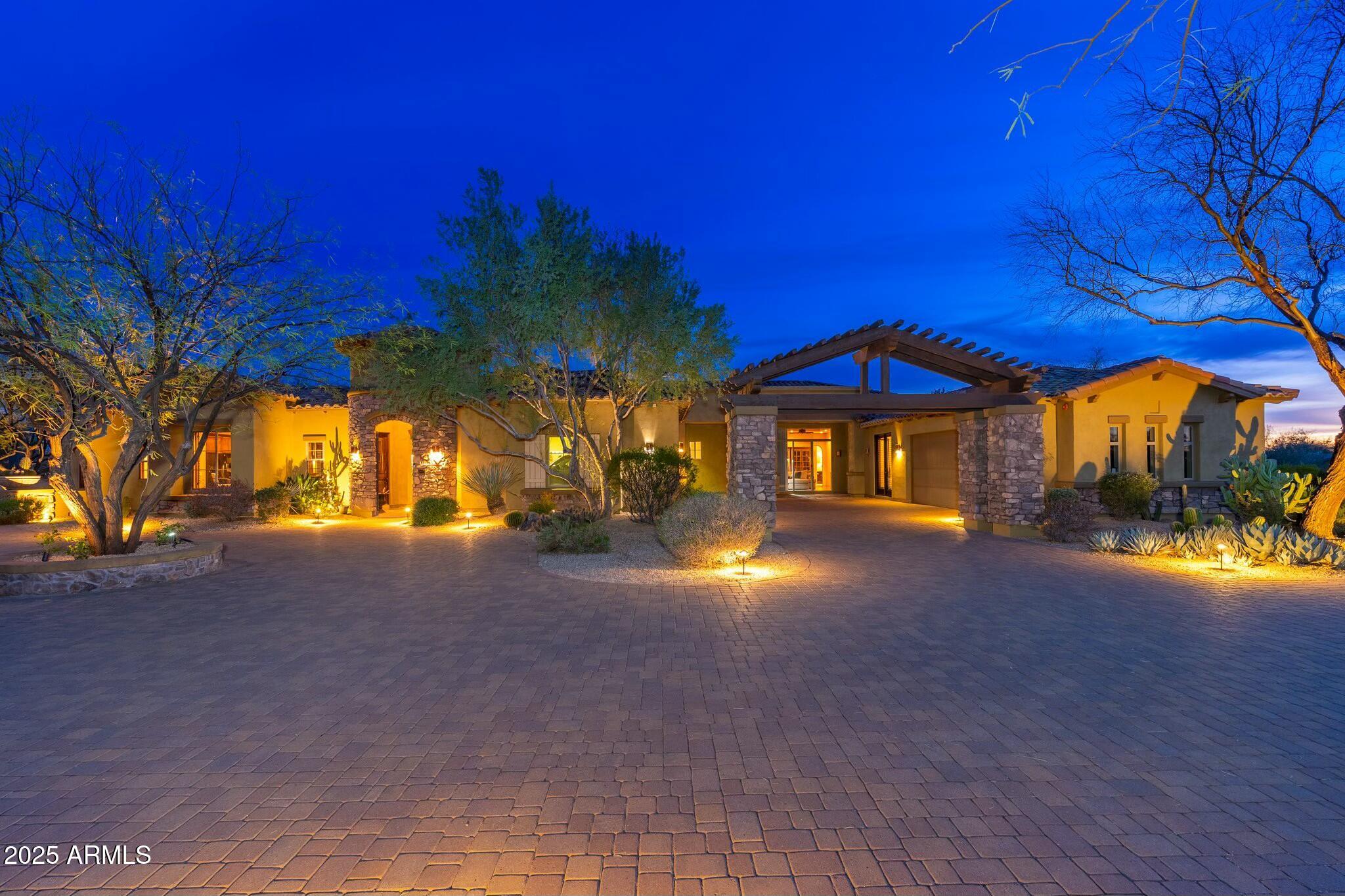 SAGUARO ESTATES - Residential