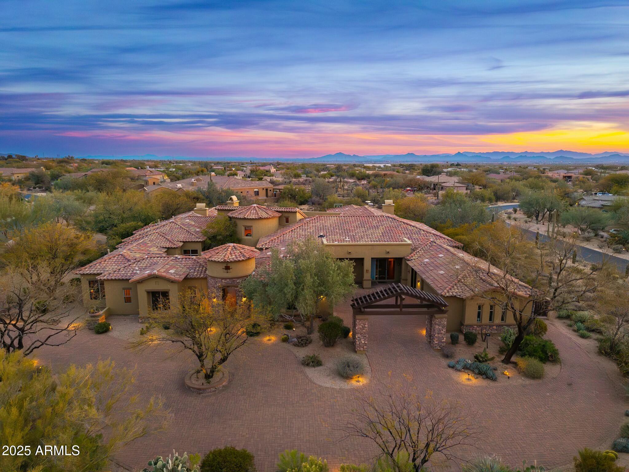 SAGUARO ESTATES - Residential