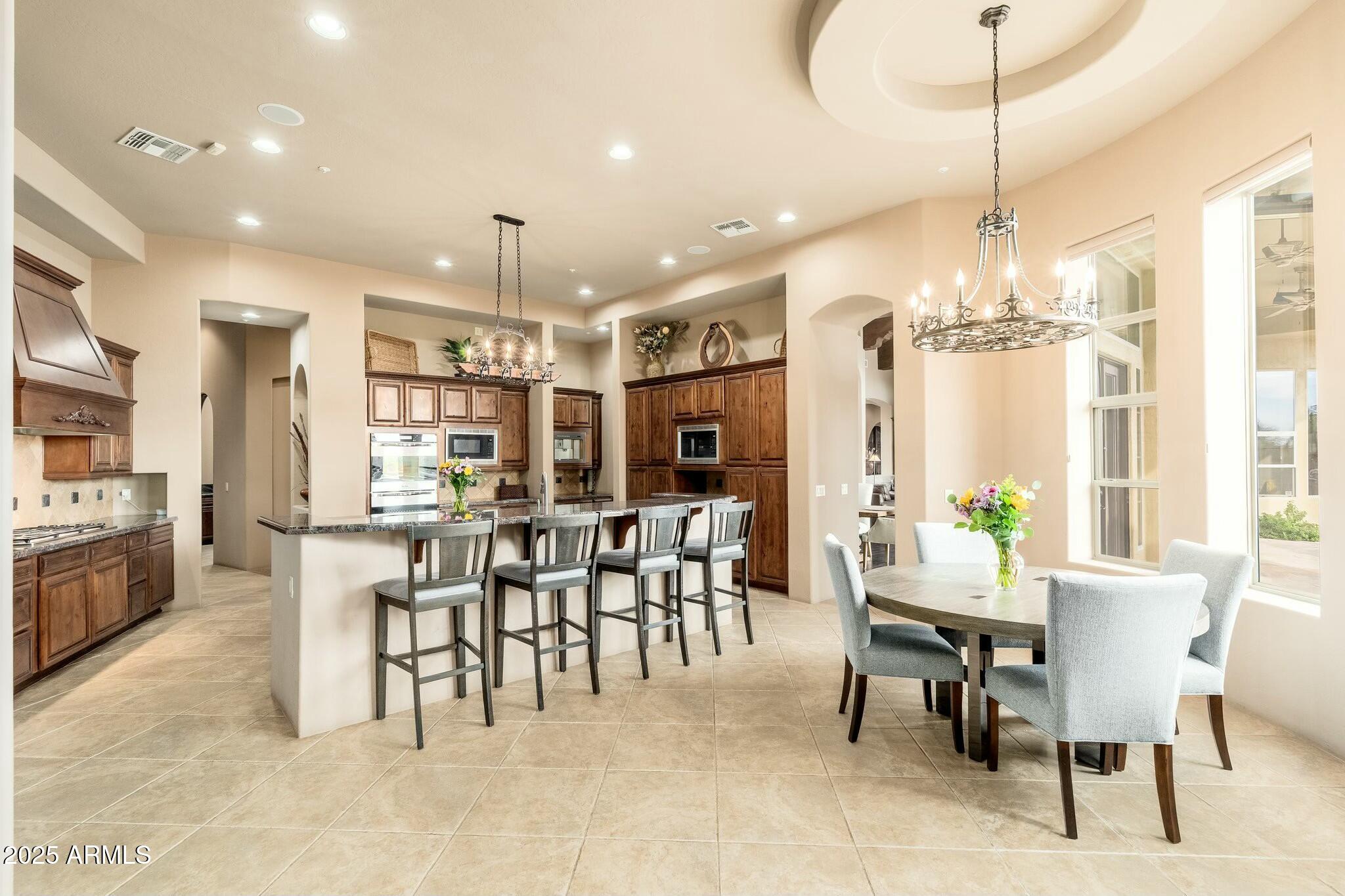 SAGUARO ESTATES - Residential