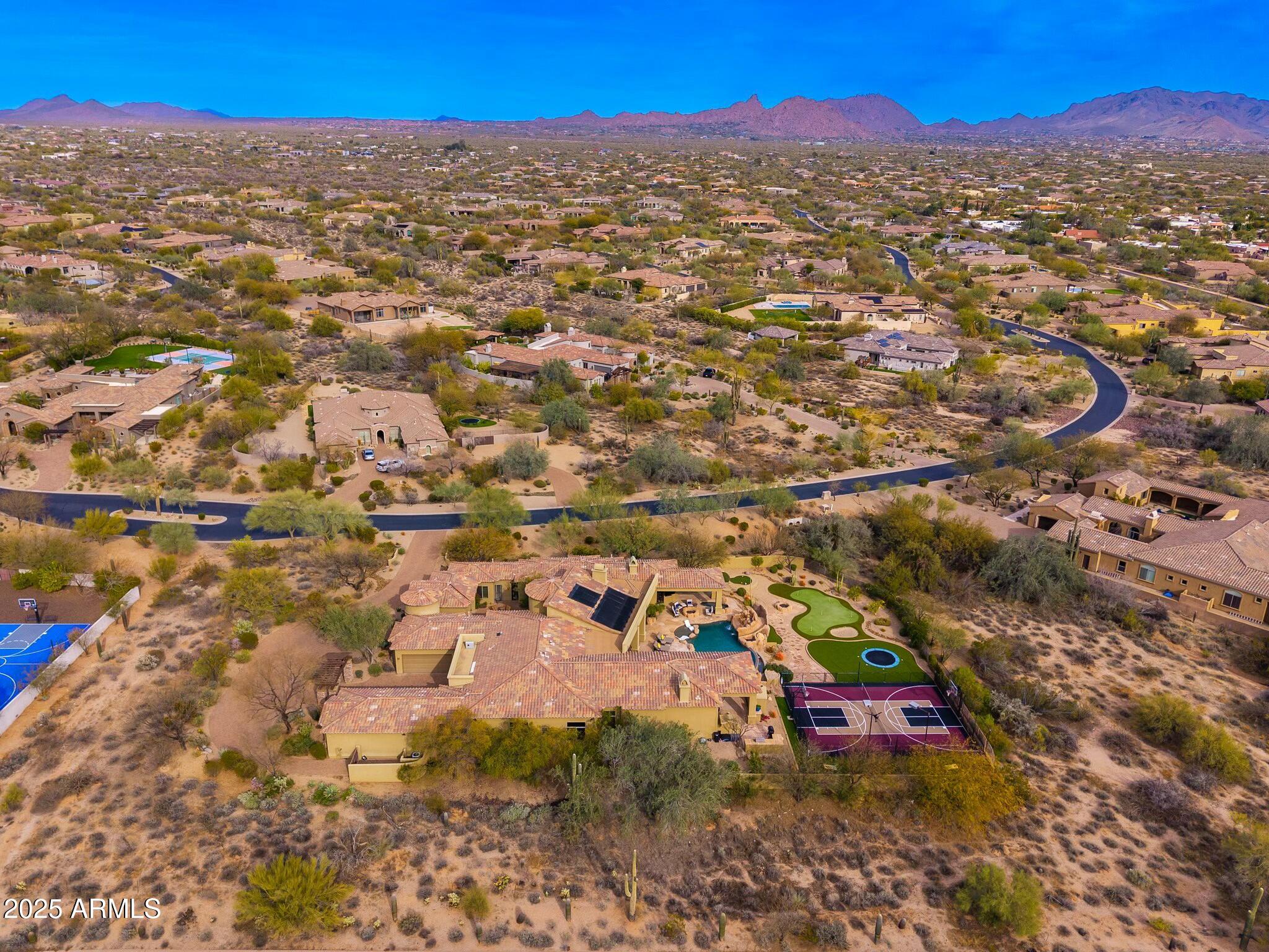 SAGUARO ESTATES - Residential