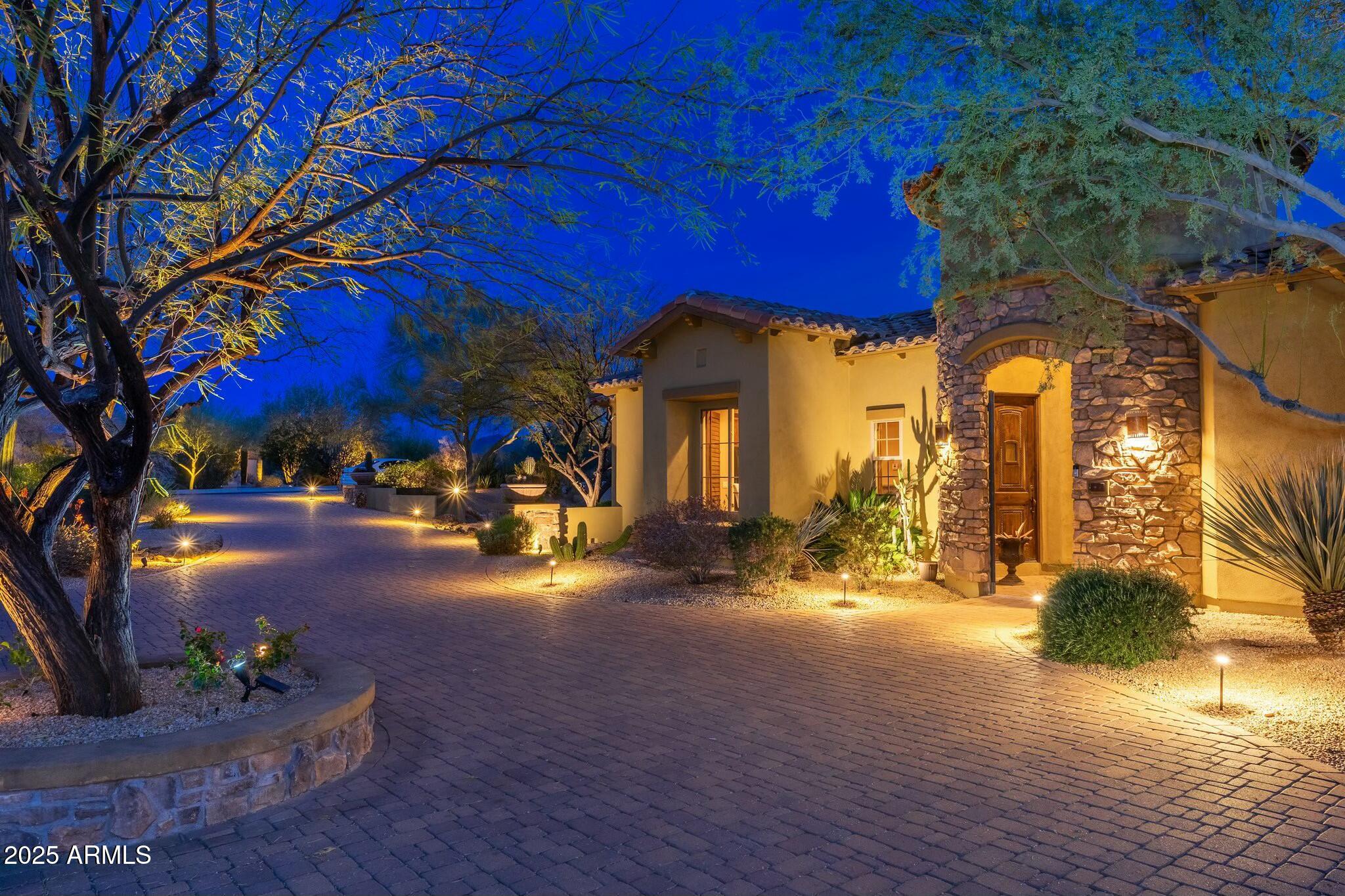 SAGUARO ESTATES - Residential