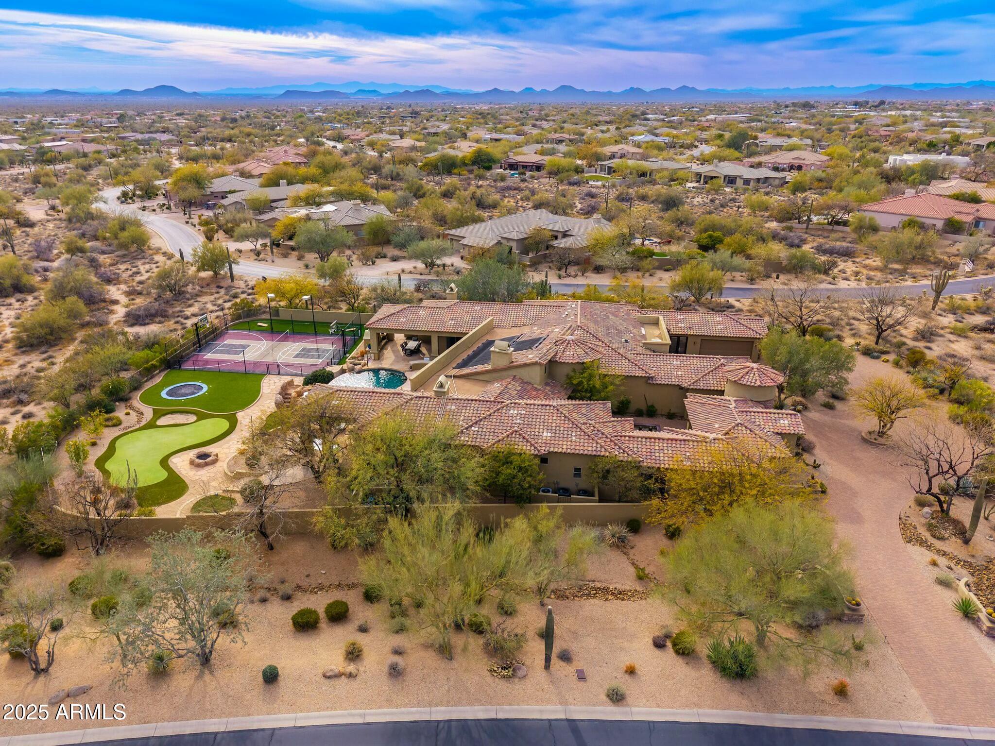 SAGUARO ESTATES - Residential