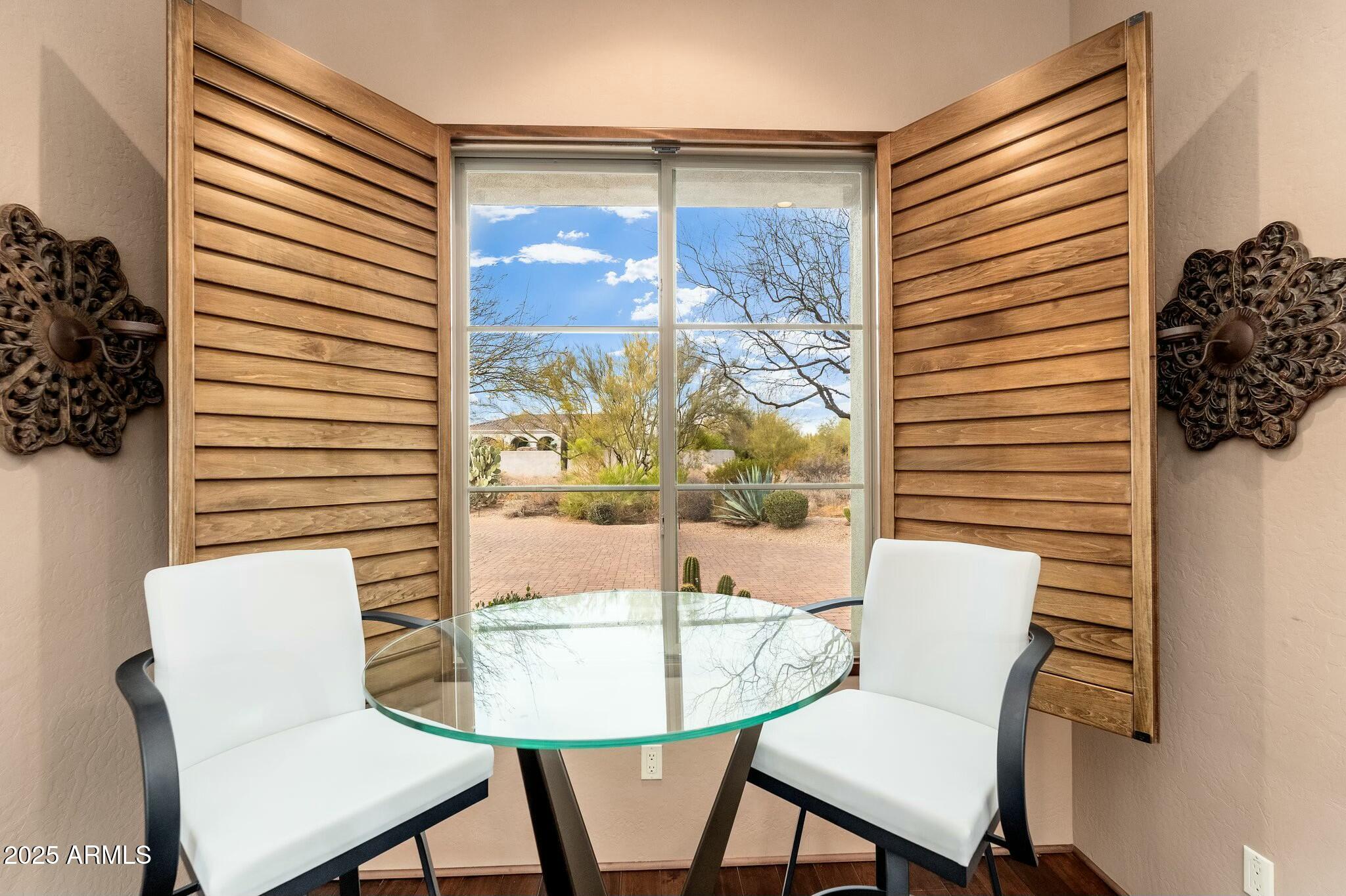 SAGUARO ESTATES - Residential