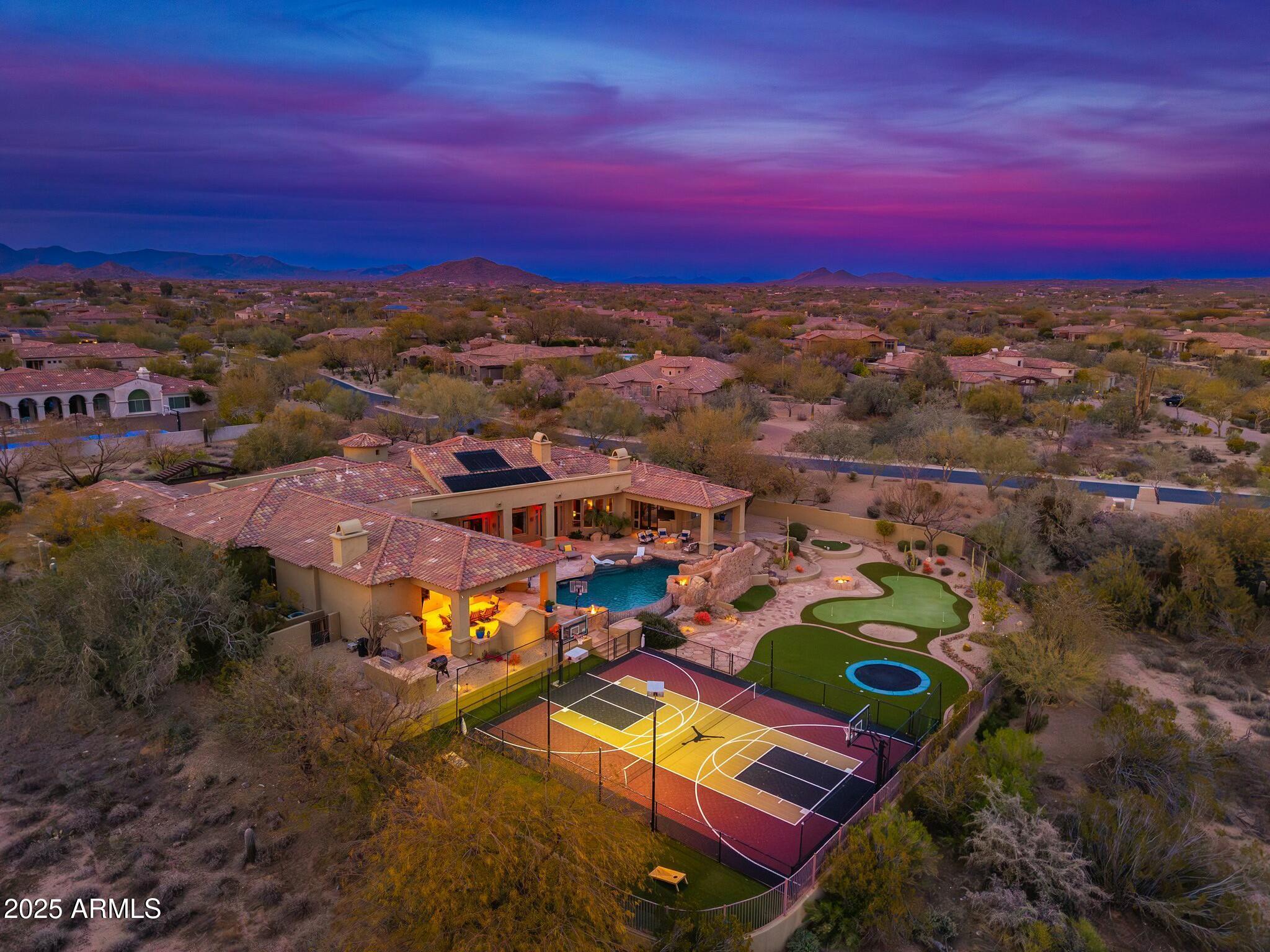 SAGUARO ESTATES - Residential