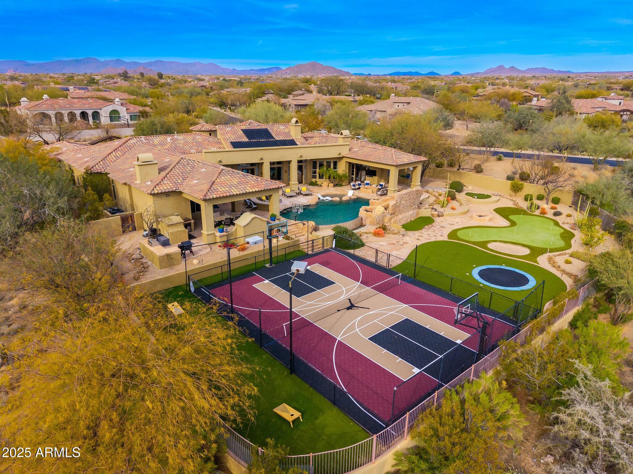 SAGUARO ESTATES - Residential