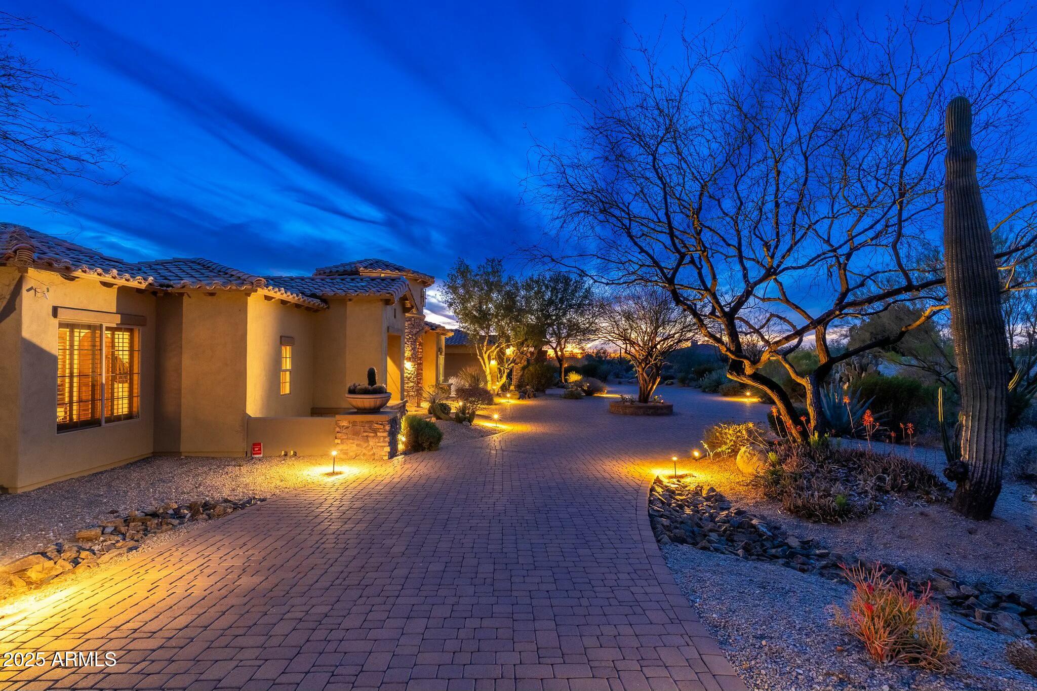 SAGUARO ESTATES - Residential