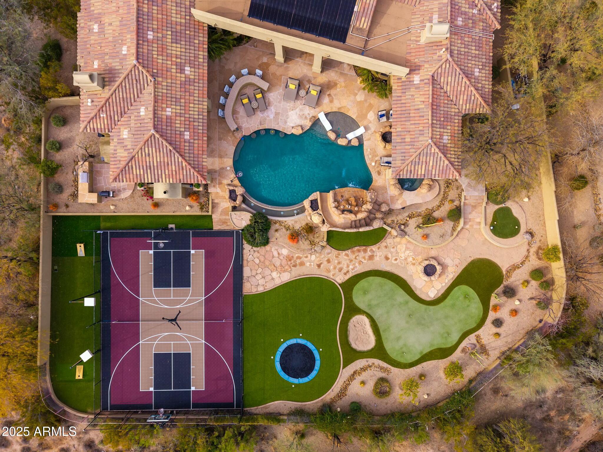 SAGUARO ESTATES - Residential