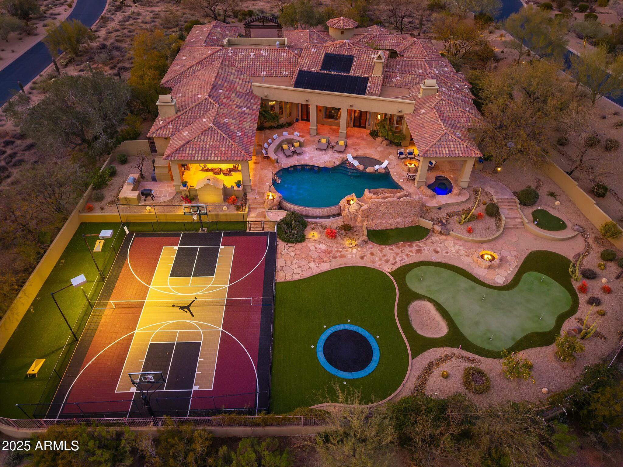 SAGUARO ESTATES - Residential