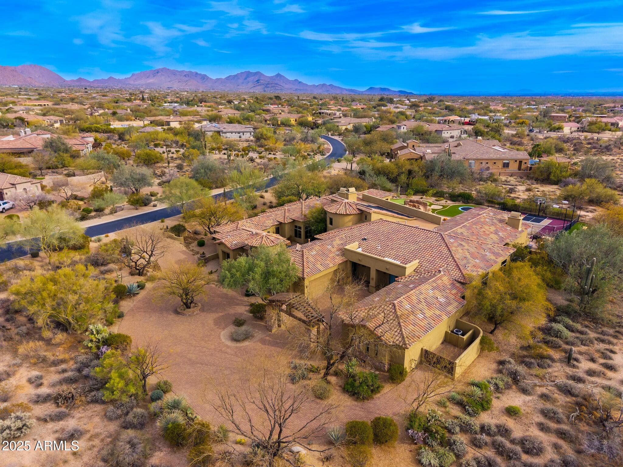 SAGUARO ESTATES - Residential