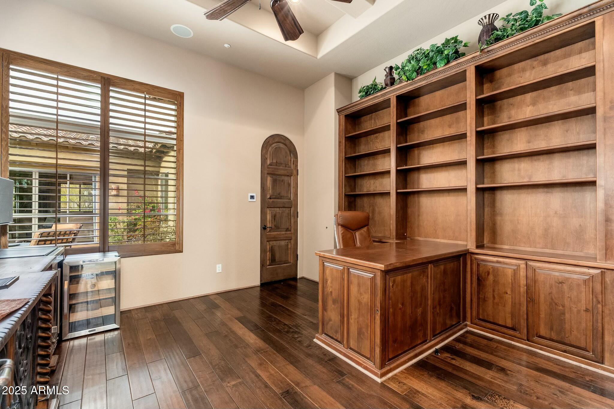 SAGUARO ESTATES - Residential